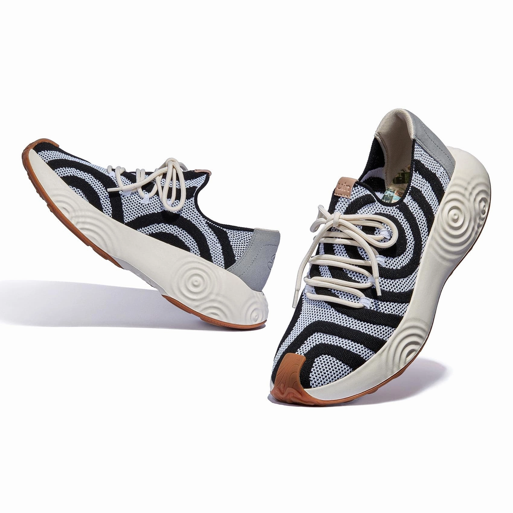 Slip   On Style retro look Galaxy Black Brava II Men