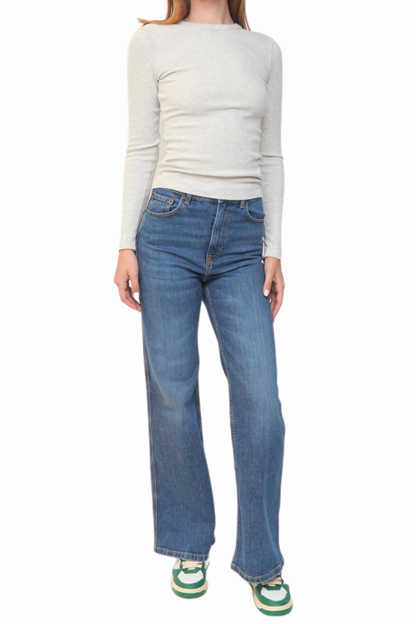 Trevi Jean in Vintage 62 Comfy Wear Modern Vibes