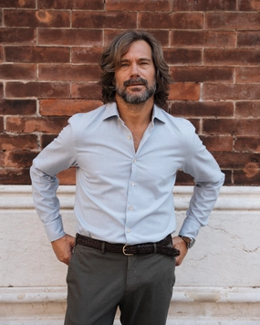 Geometric Shape Venosa