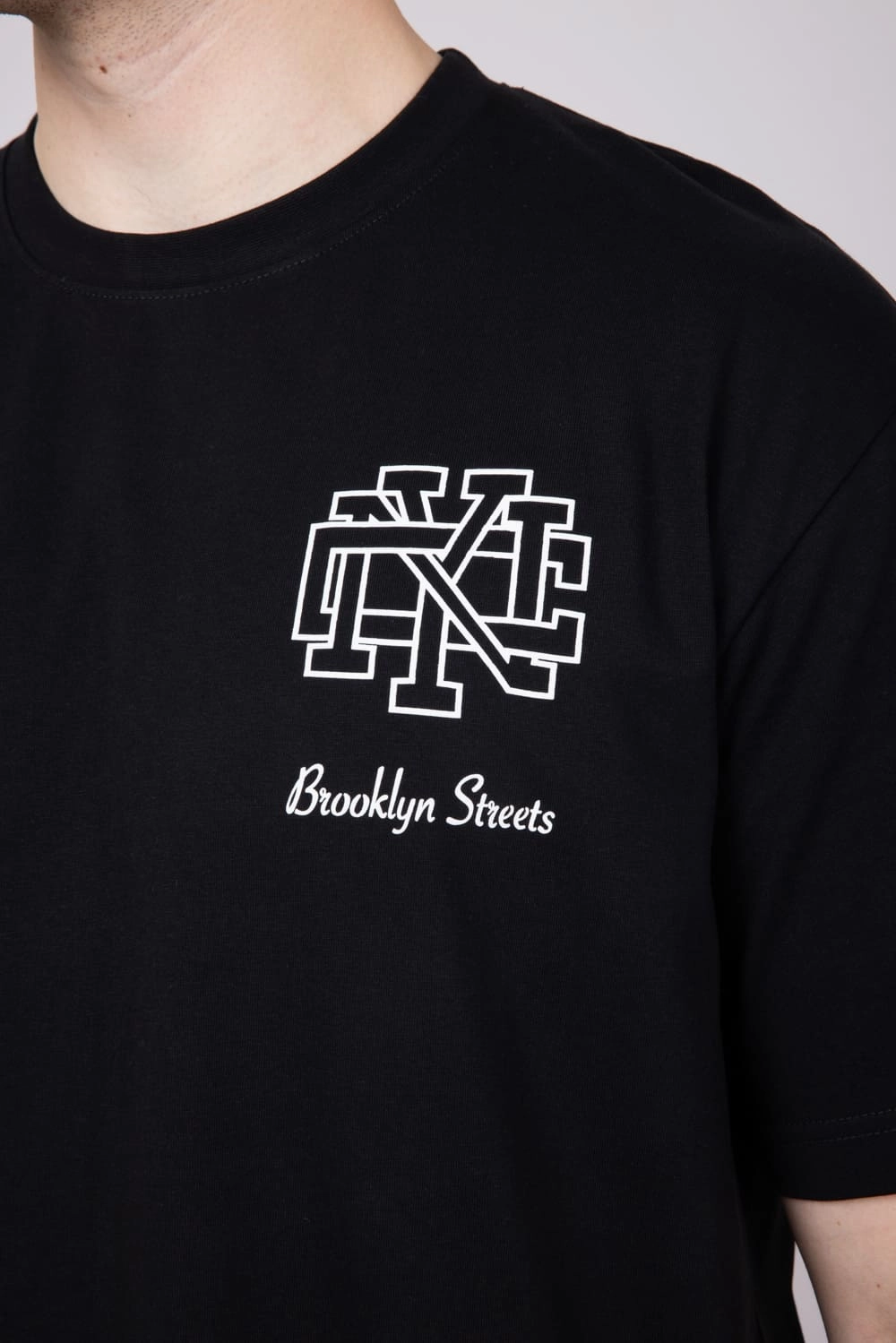 NYC T-Shirt for Men in Black | CKTS 610A Indoor Event