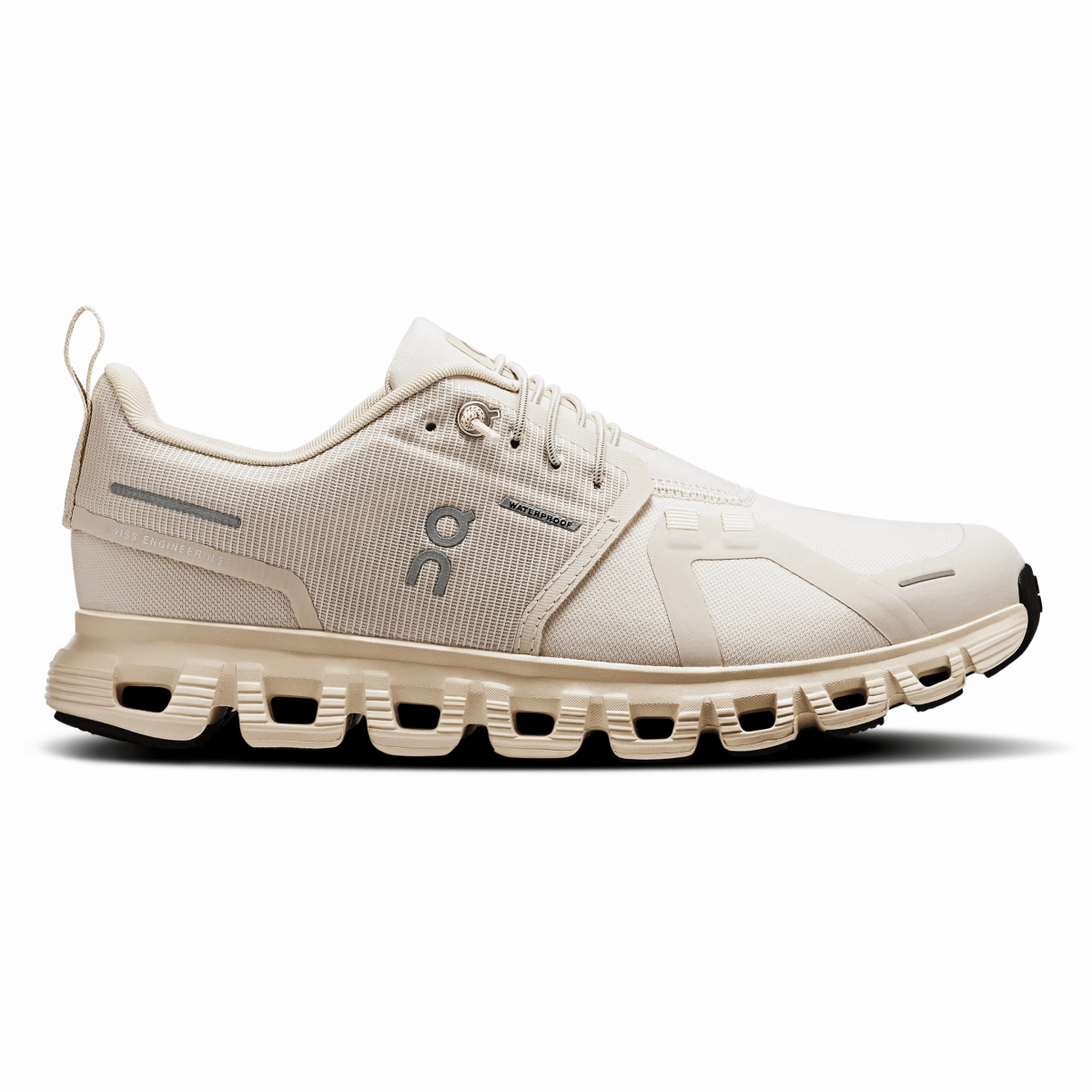 On Running Women's Cloud 6 Waterproof Pearl/Cream Ultra Grip Pattern