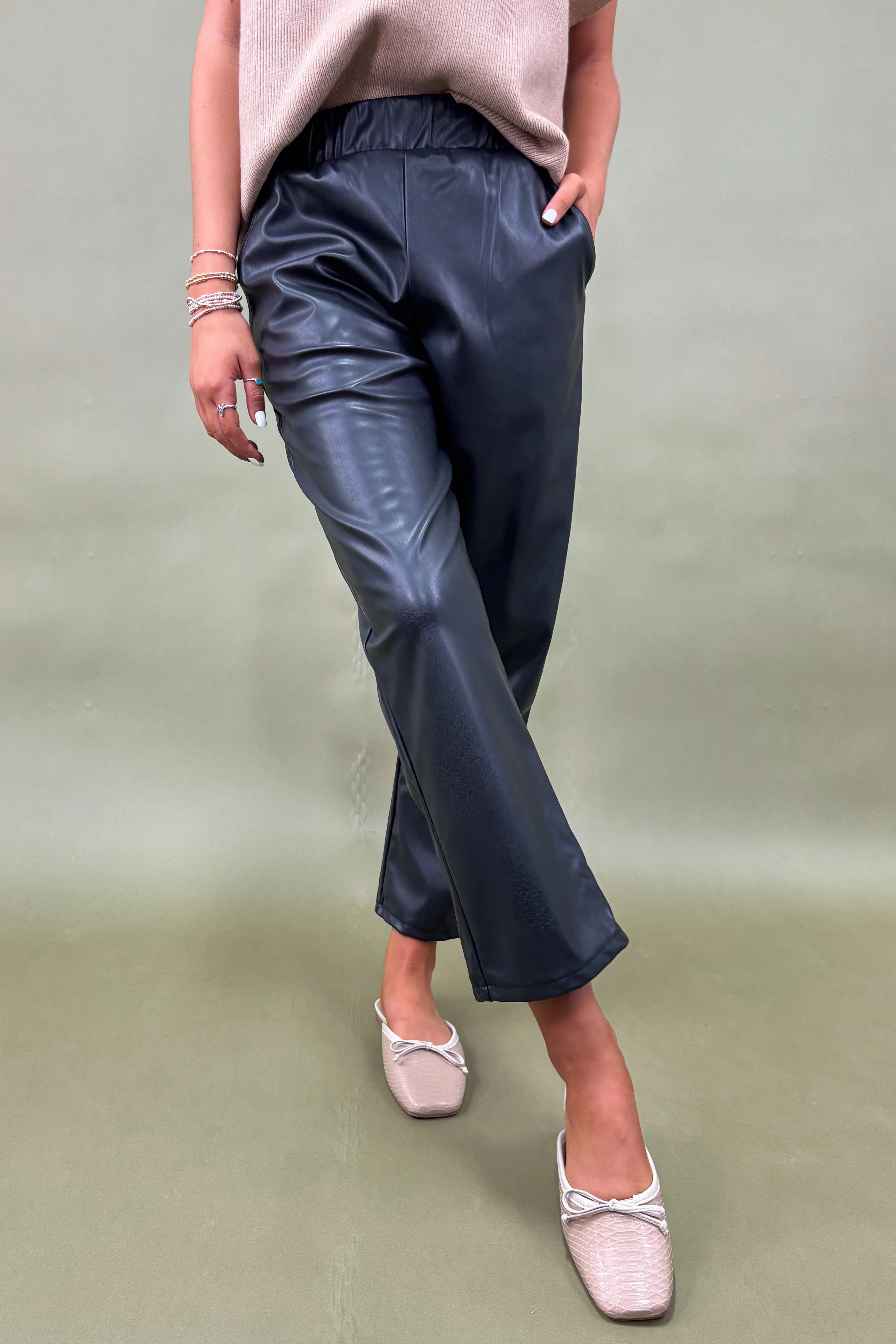 Stretch Movement Classic Fit On The Edge Faux Leather Pants