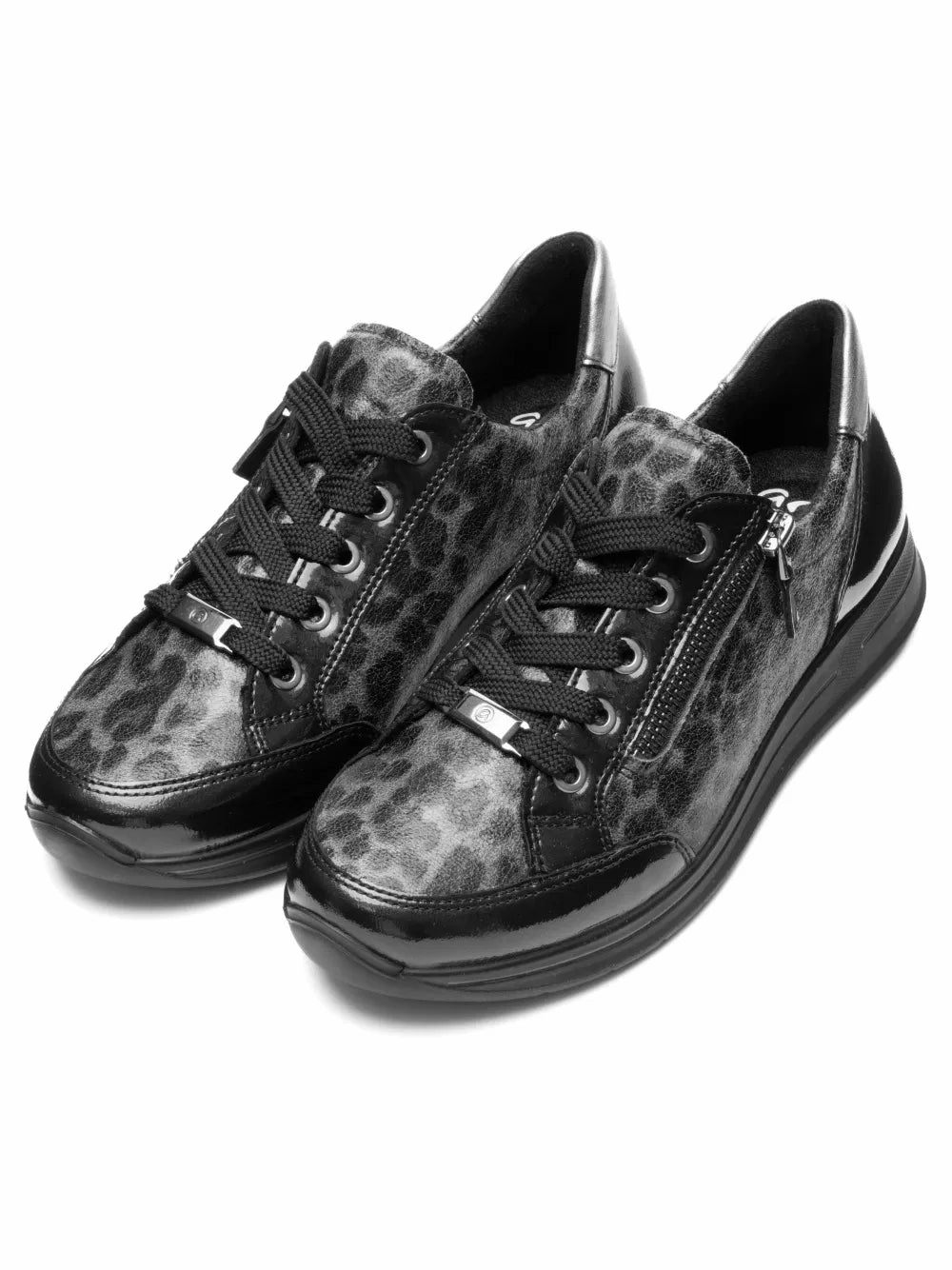 Indoor Ready Oleanna Women's Zip Sneaker