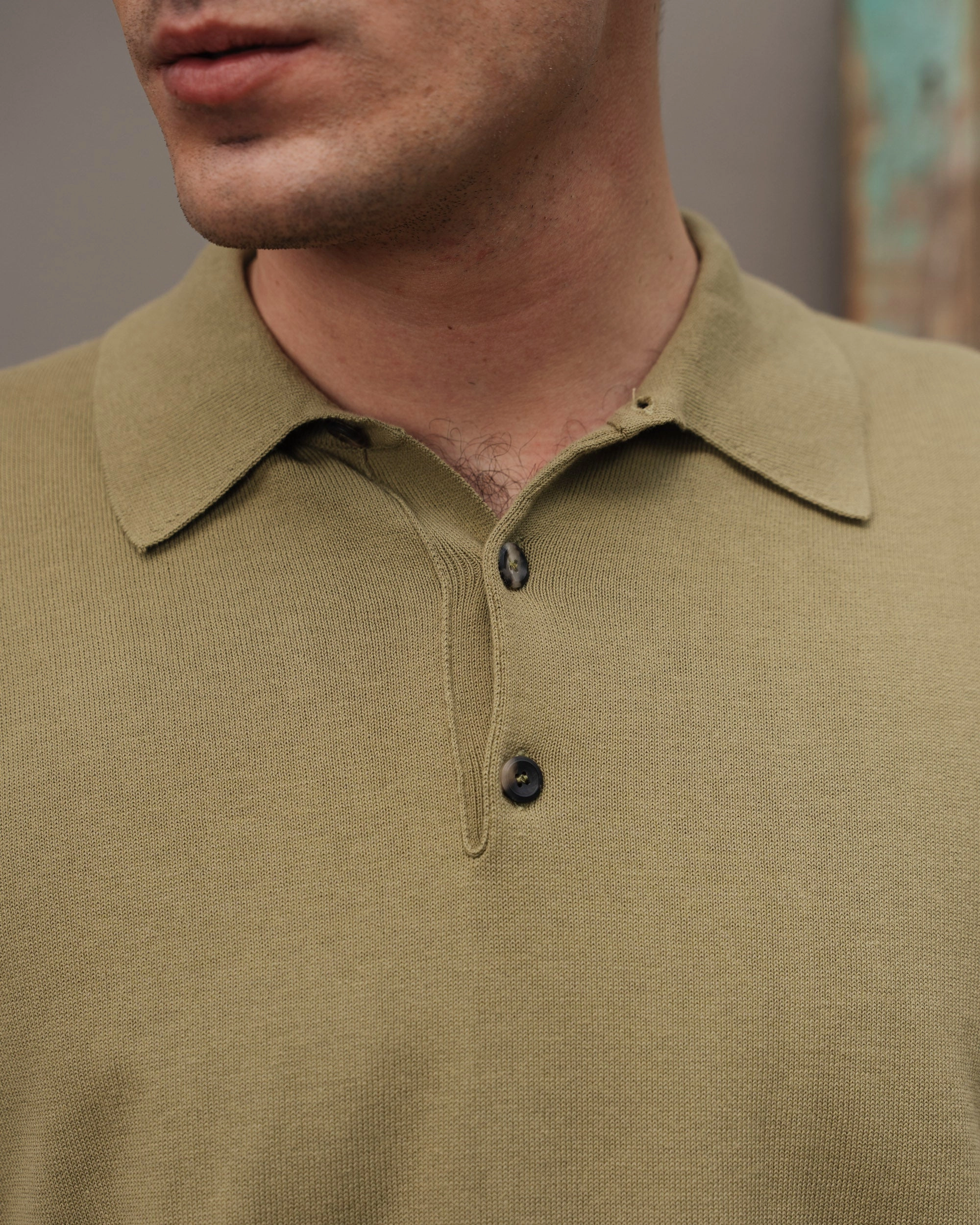 Ostana Minimal Casual Style