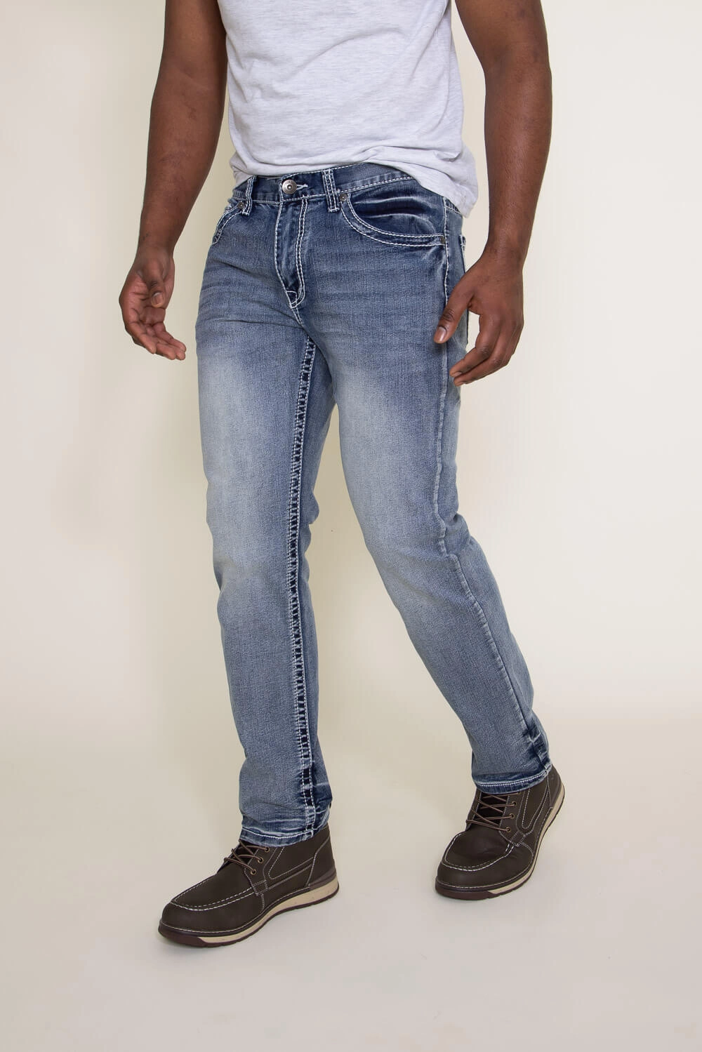 True Luck Lawton Straight Jeans for Men | TL16350038 Core Look Artist Vibe Premium