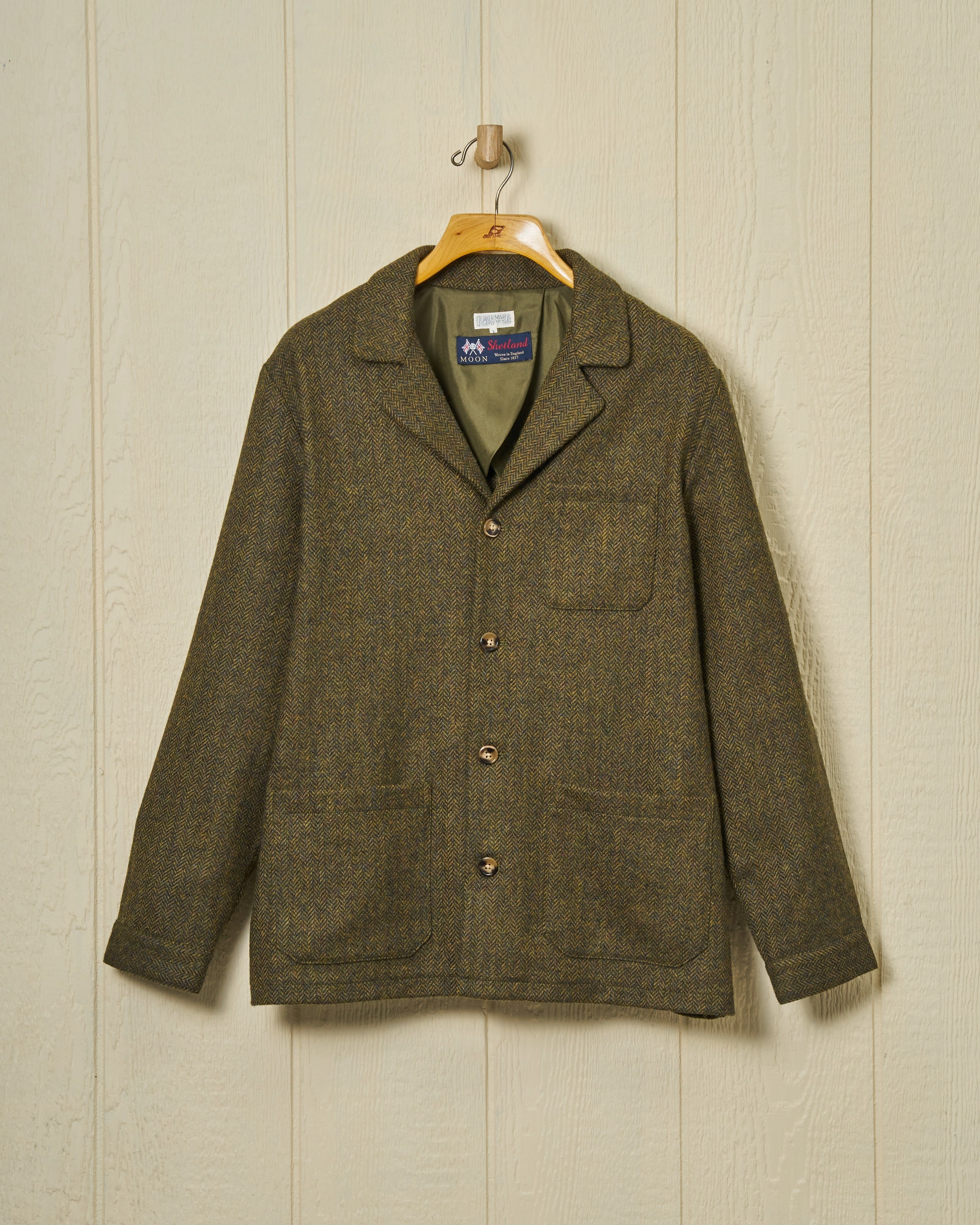 Hidden Pocket System Magnetic Closure Options Shetland Wool Loafer Jacket in Olive Herringbone