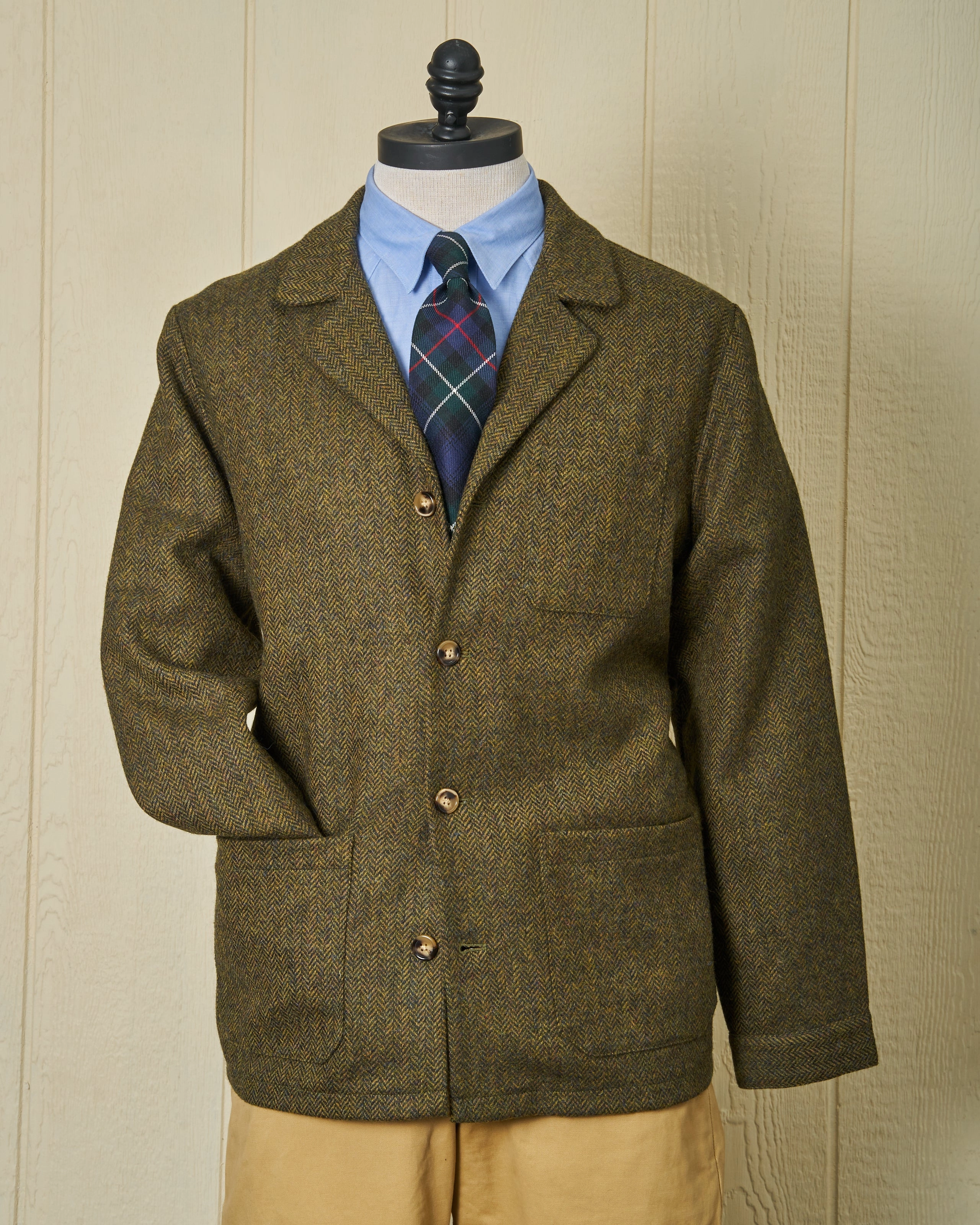 Teflon Coated ContouredShoulderFit Shetland Wool Loafer Jacket in Olive Herringbone