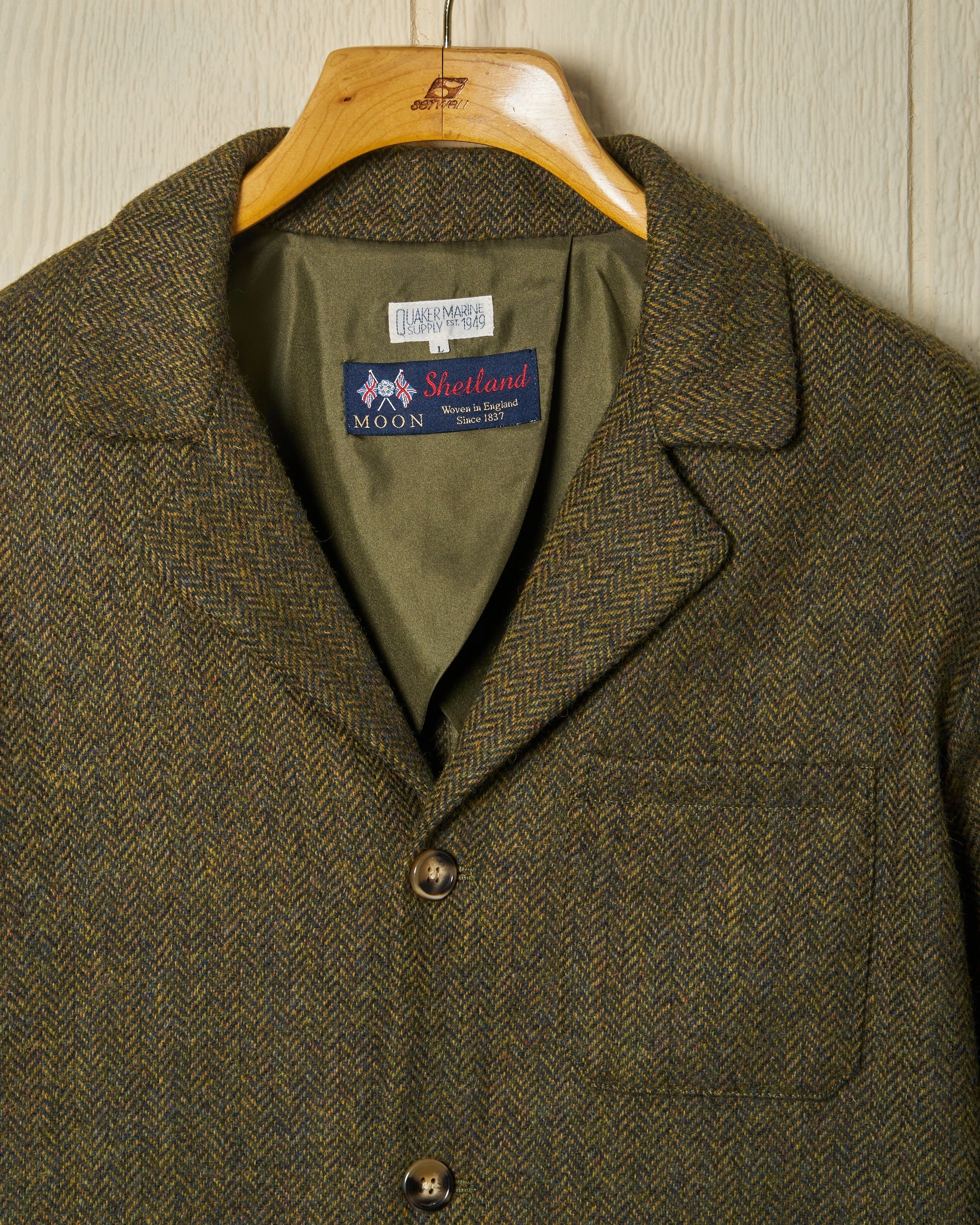 StretchableMaterial ErgonomicCut Shetland Wool Loafer Jacket in Olive Herringbone