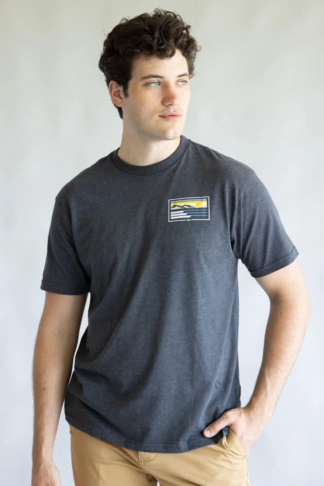 Comfy Vibe Vintage Look Quiksilver Coastal Vibes Classic T-Shirt for Men in Charcoal Grey | QSM35ST364-CHR