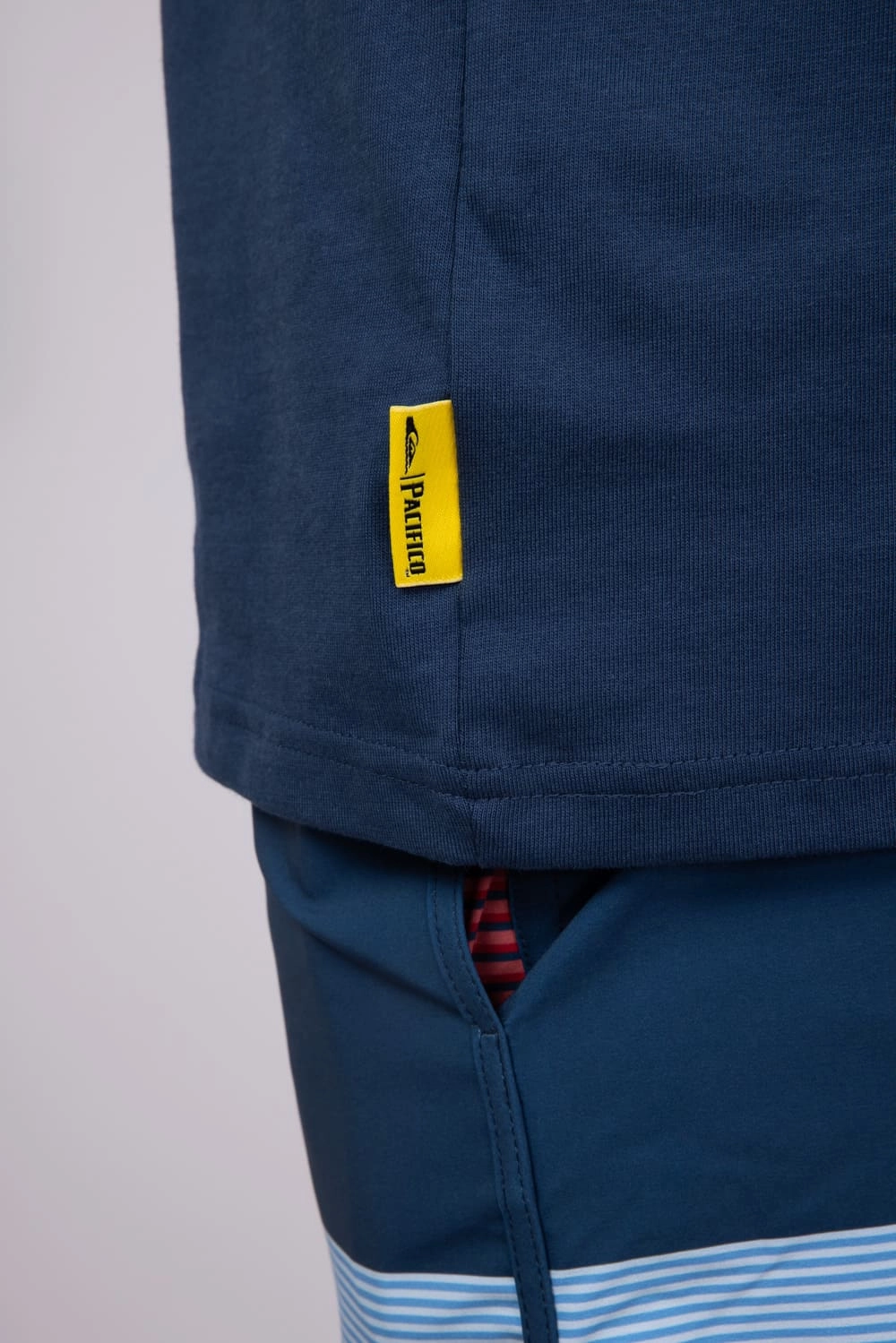 Quiksilver Pacifico Search For Beauty T-Shirt for Men in Navy | QSM15ST257-NVY Chic Wearable Sun Protection