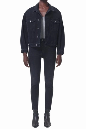 Nico in Hotline Fit and Comfort Everyday Look