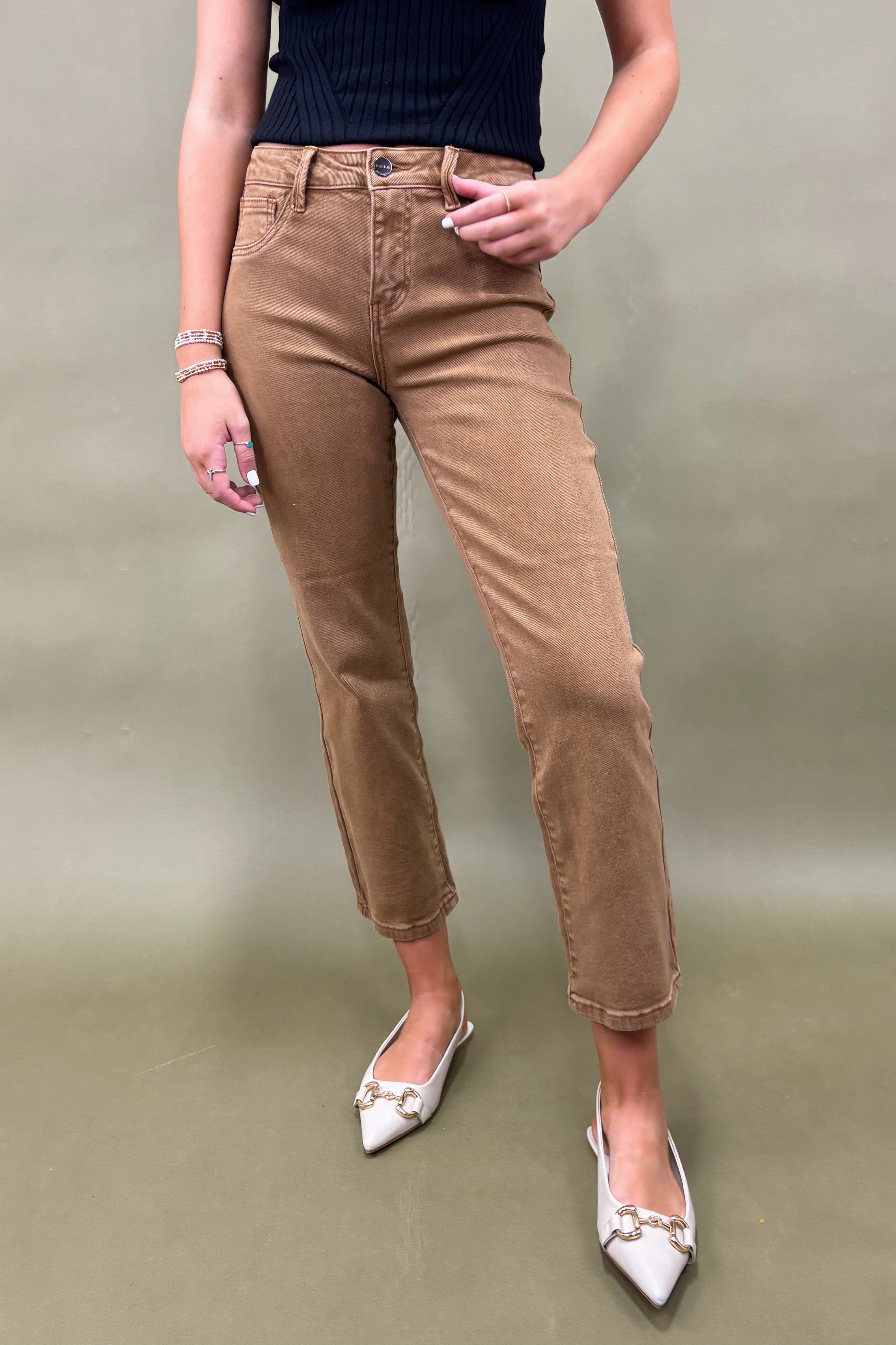 Wardrobe Essential The Marlowe Crop Straight Jeans