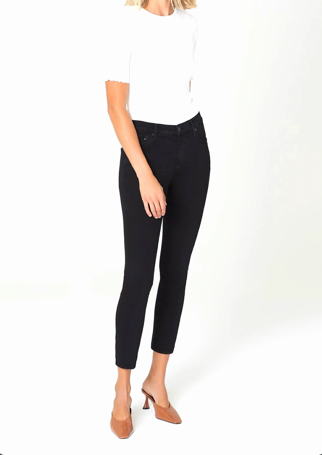Sleek Comfort Rocket Mid Rise Ankle Skinny in Plush Black