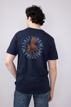 Outdoor Adventure Active Fit Salty Crew Tentacles T-Shirt for Men in Navy | 20035729-NAVY
