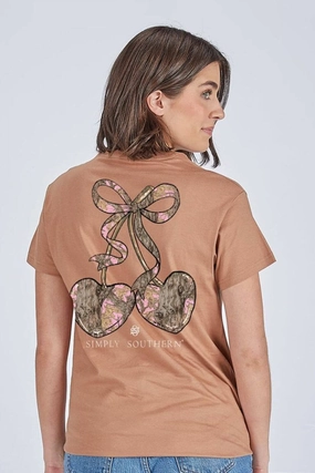 Simply Southern Camo Bow Cherries T-Shirt for Women in Chestnut | SS-CAMOCHRY-CHSTNT Simple Look