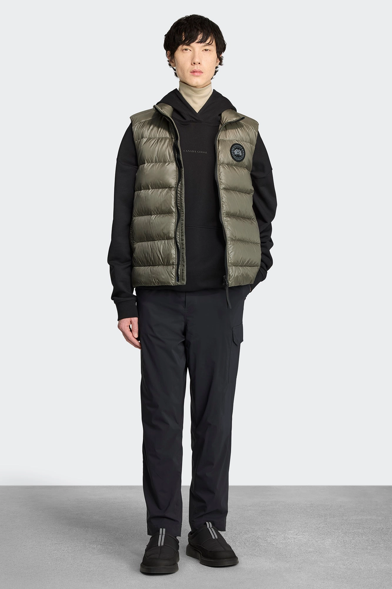 Modern Minimal Crofton Vest Black Label