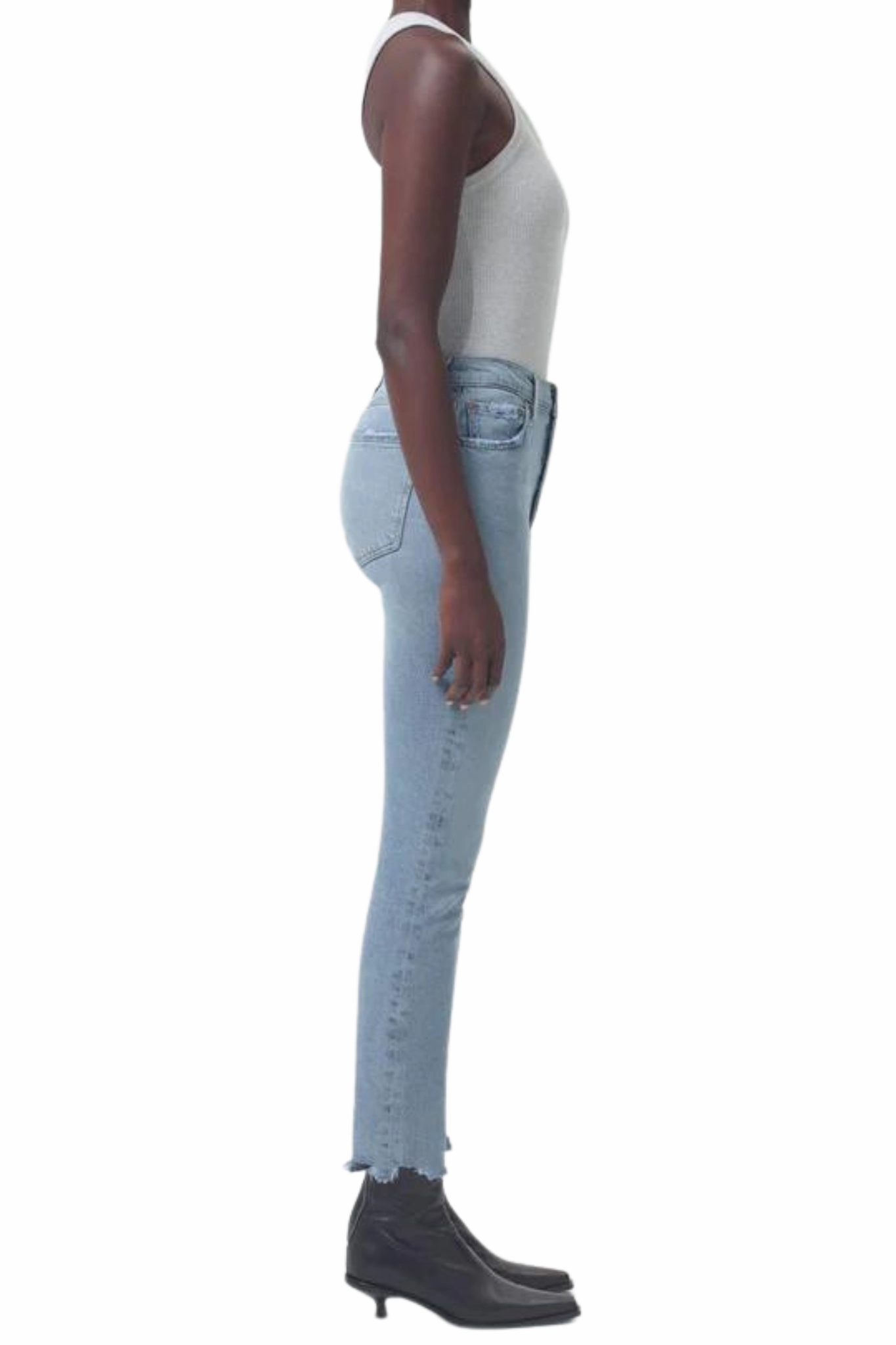 Loose Modern Minimalist Nico in Rooted