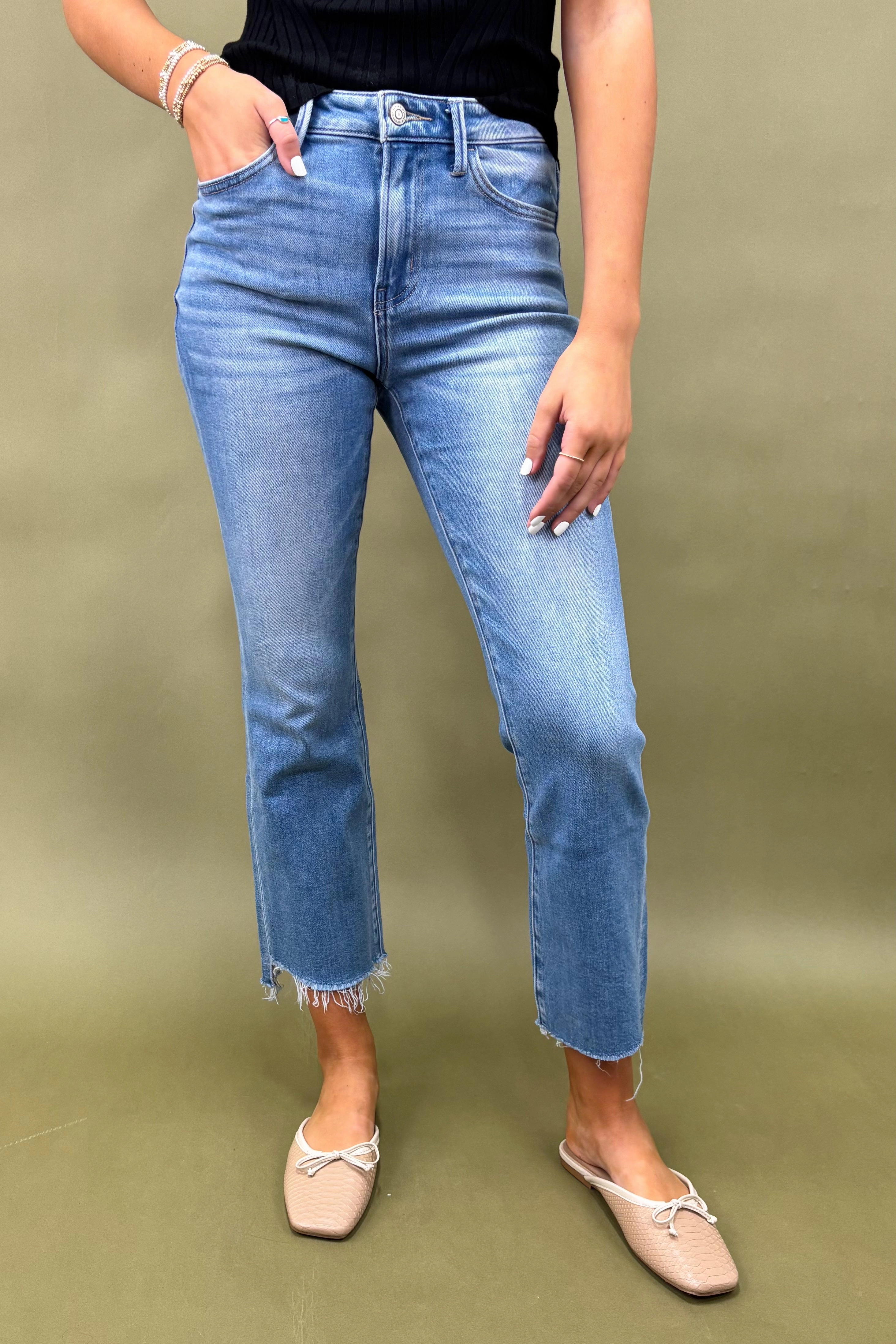 The Sylvie Raw Hem Jean Breathable mesh lining Packable design