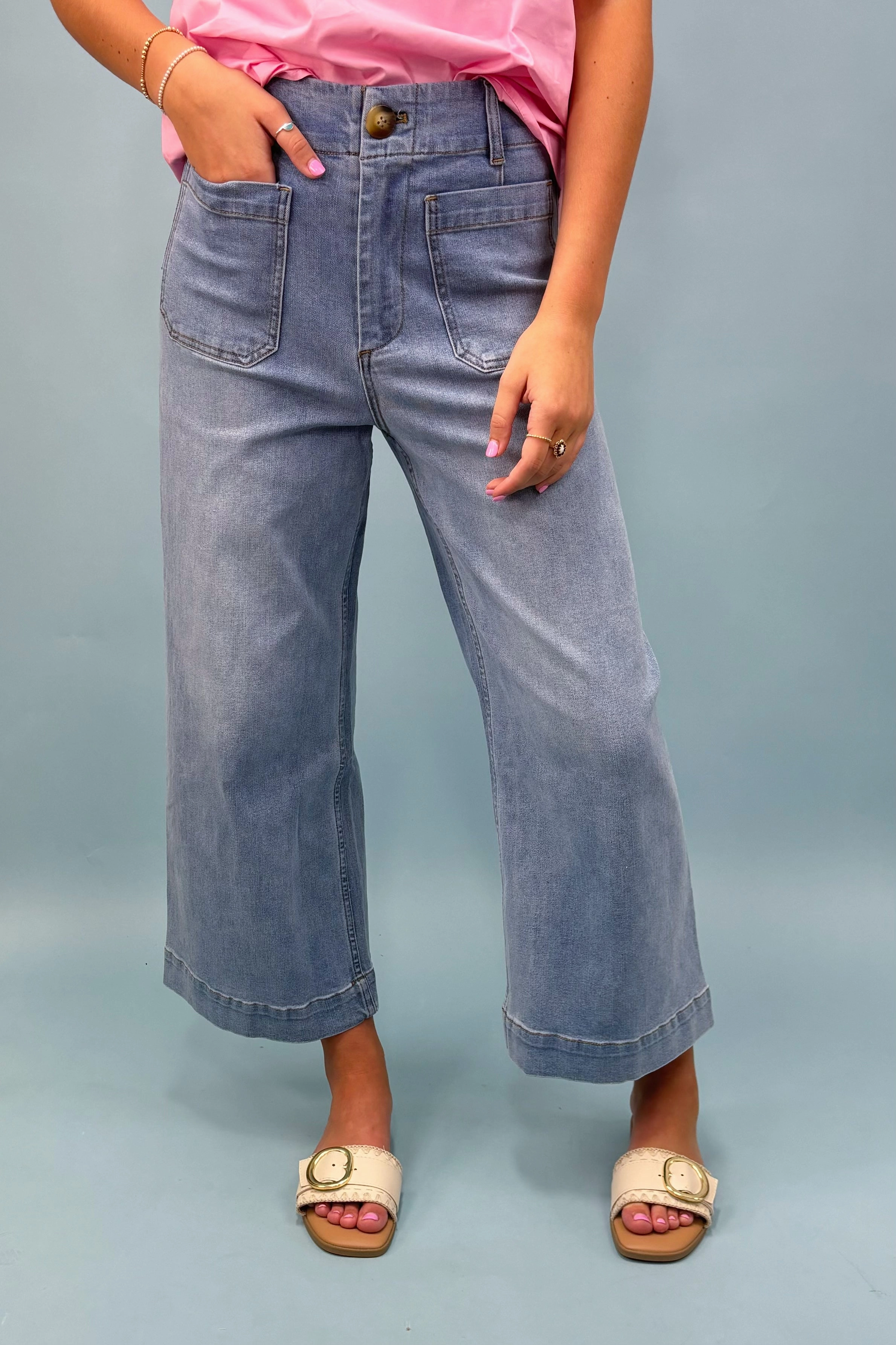 The Alice Wide Leg Jeans Travel Ready