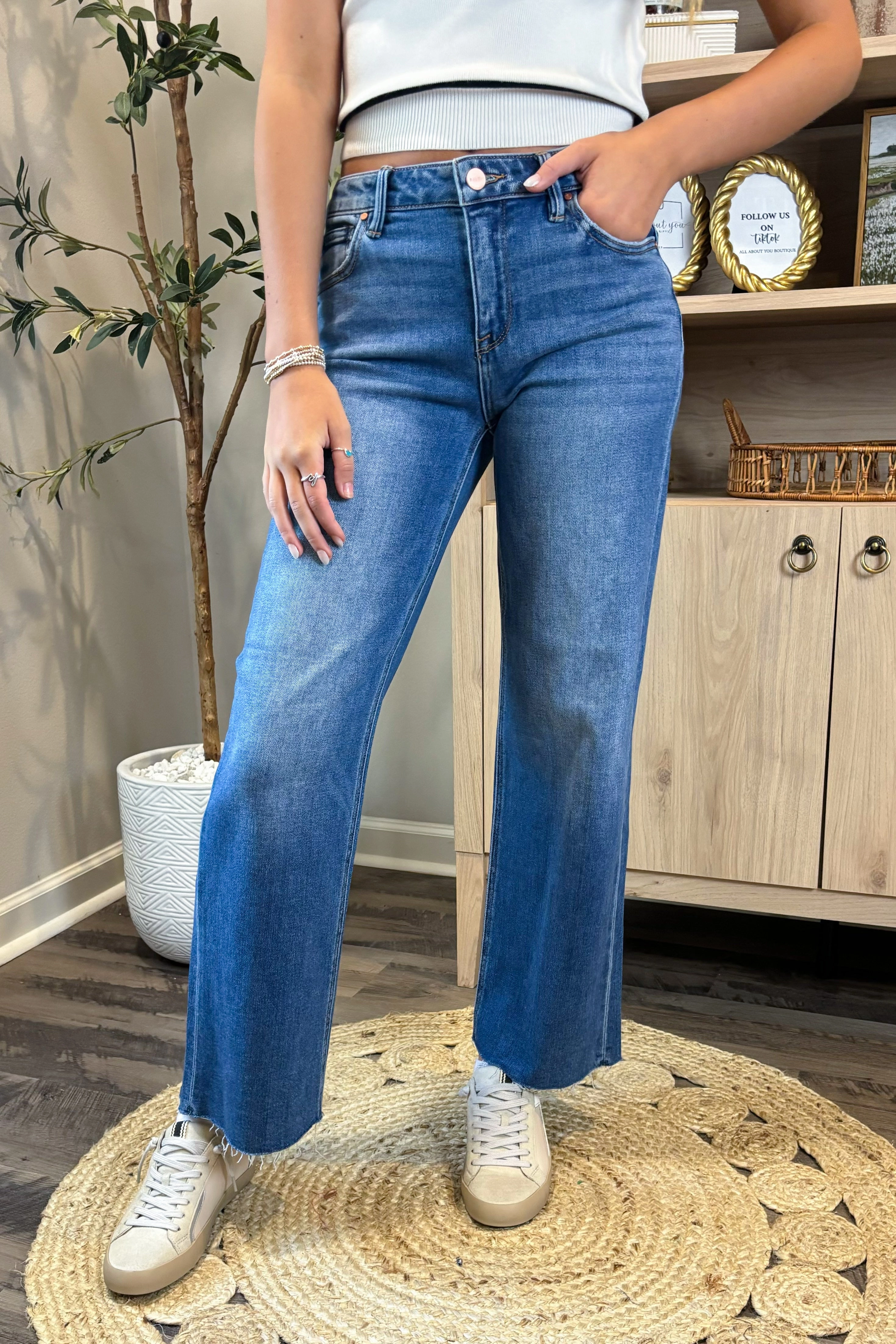The Atlas Mid Rise Cropped Jeans Work Ready Relaxed Style