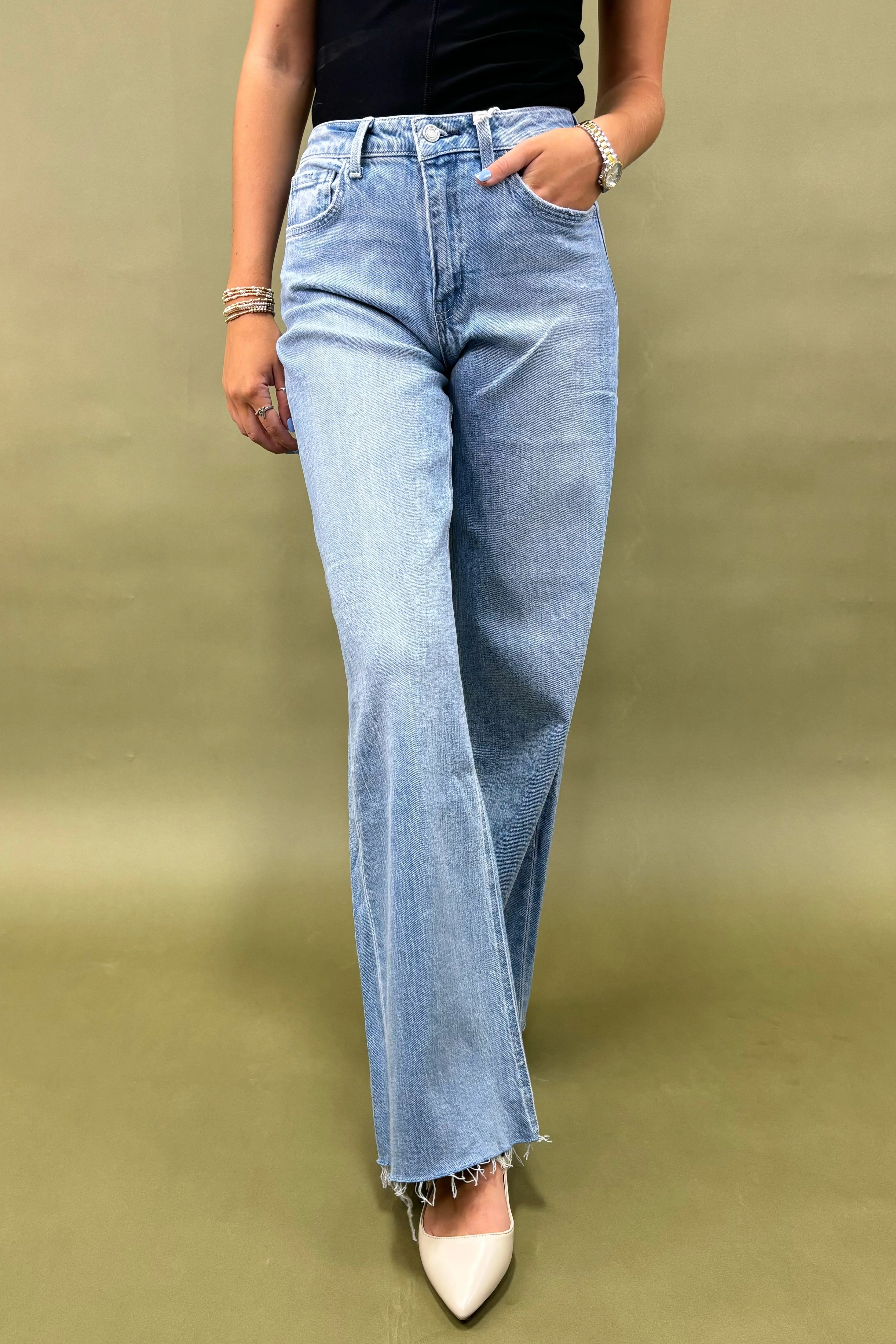 The Breezy Wide Leg Jeans SmoothZipClosure Breathable Weave Fabric