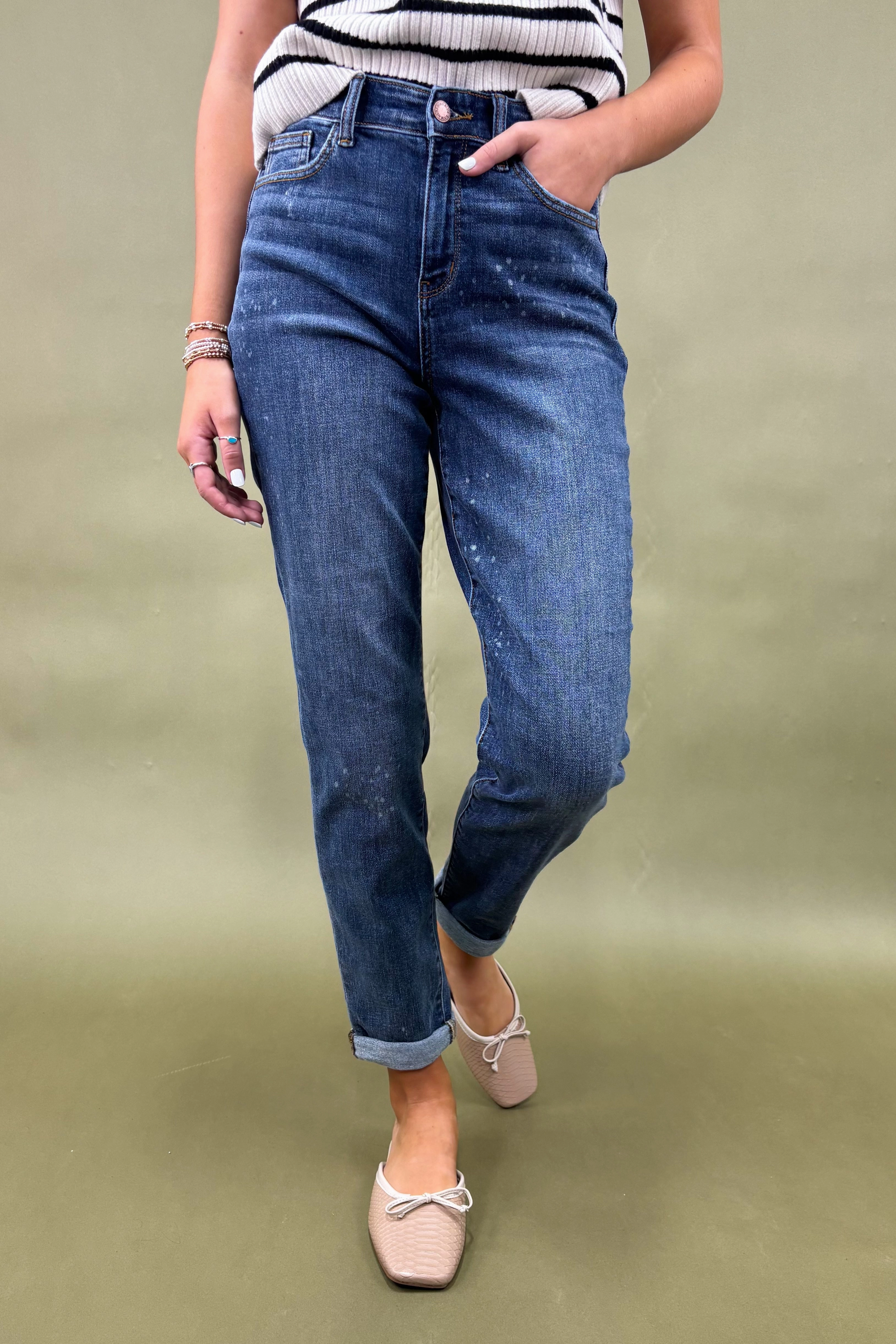 The Chandra High-Rise Bleach Splash Jean Classic Fit Comfortable Look
