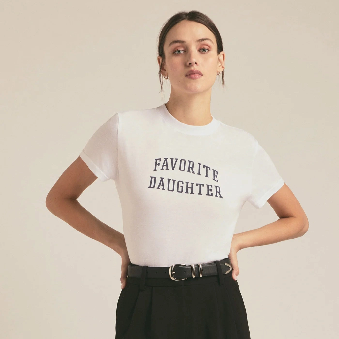 SnagProof Minimalist Silhouette The Cropped Collegiate Tee (White   Navy)