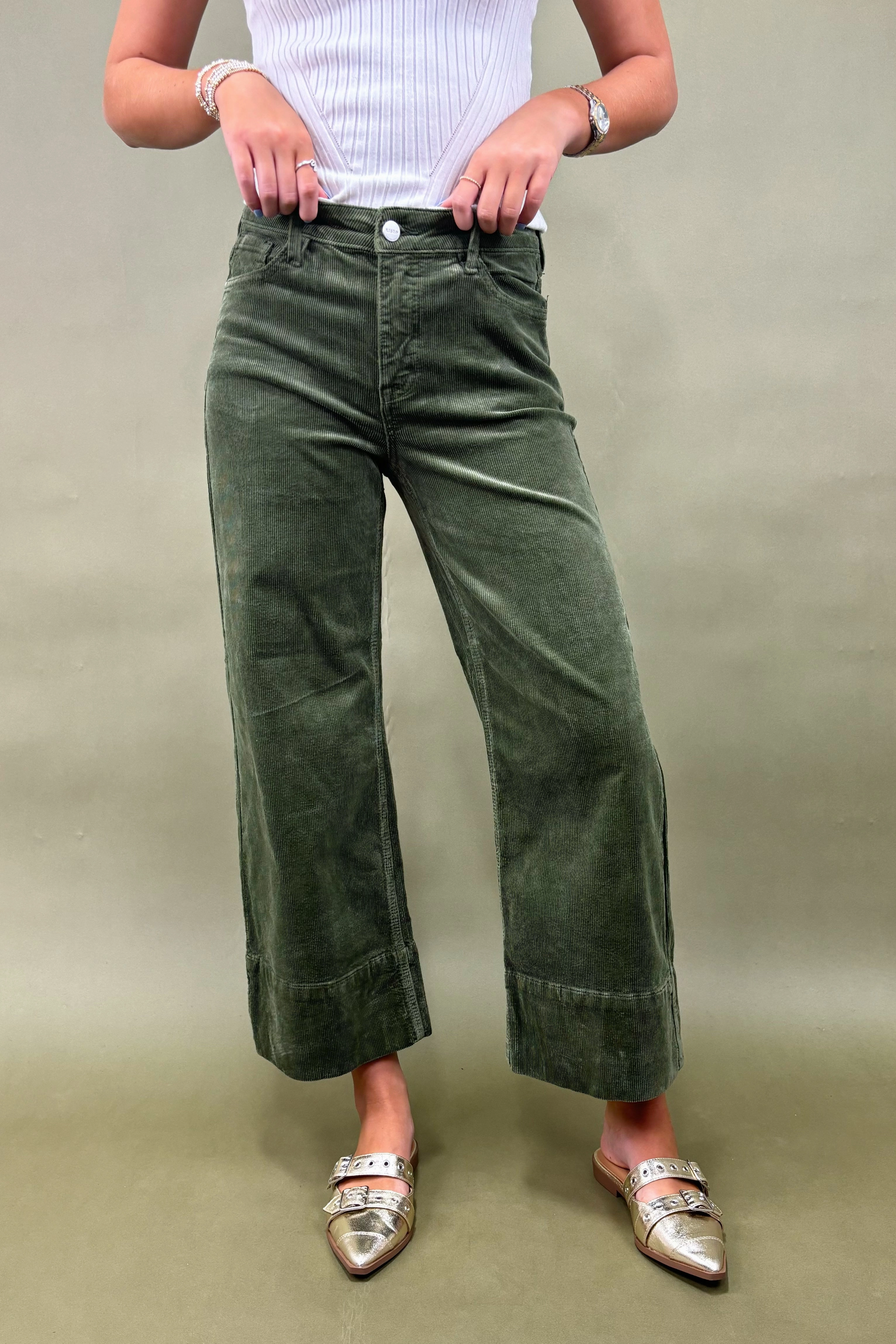 The Eve Corduroy Pants High Waist Stretch slim fit
