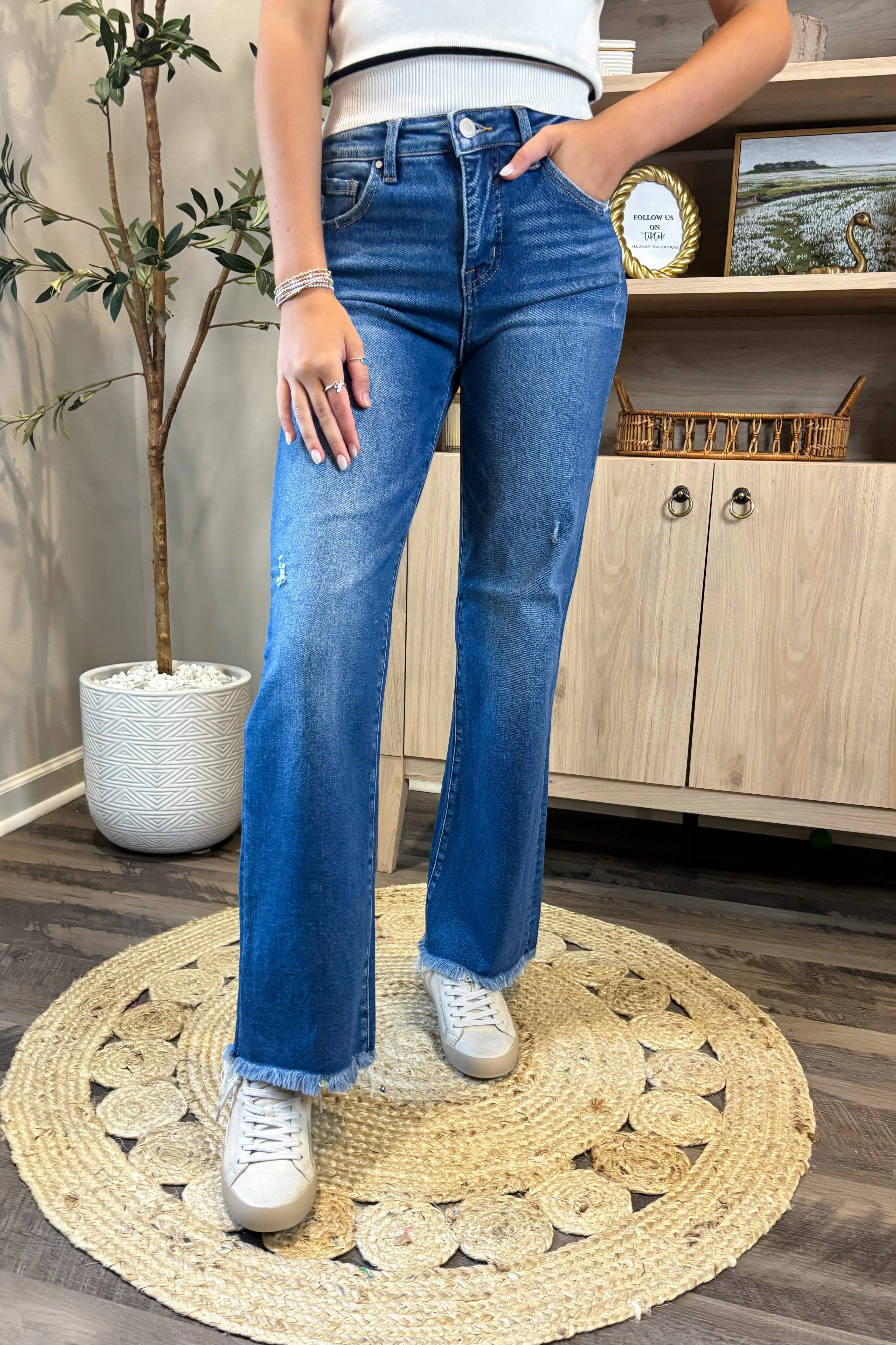 Workout-ready Stretchable The Josephine Mid Rise Jeans