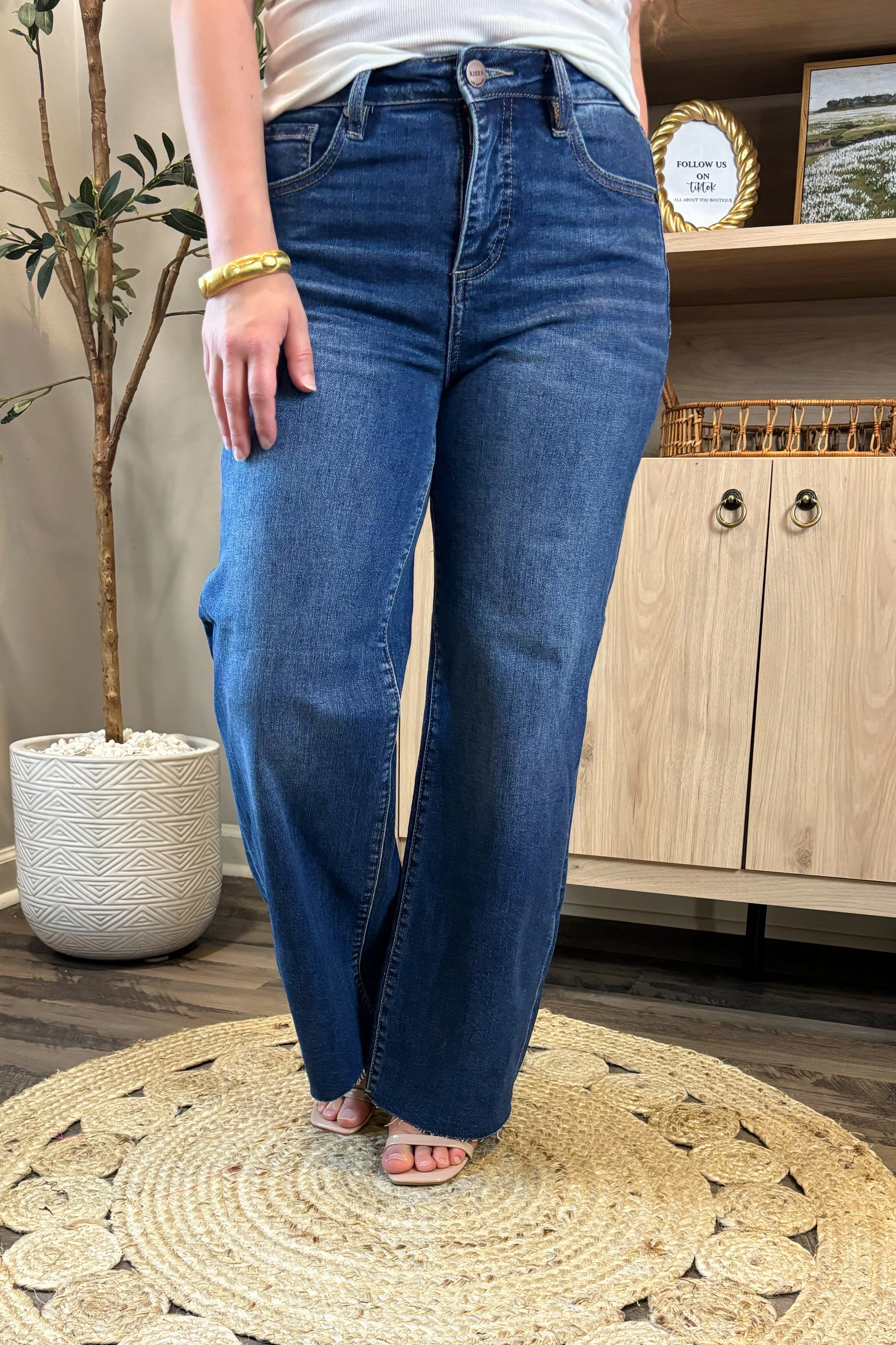 Air Circulation The Kailani Crop Wide Leg Jean