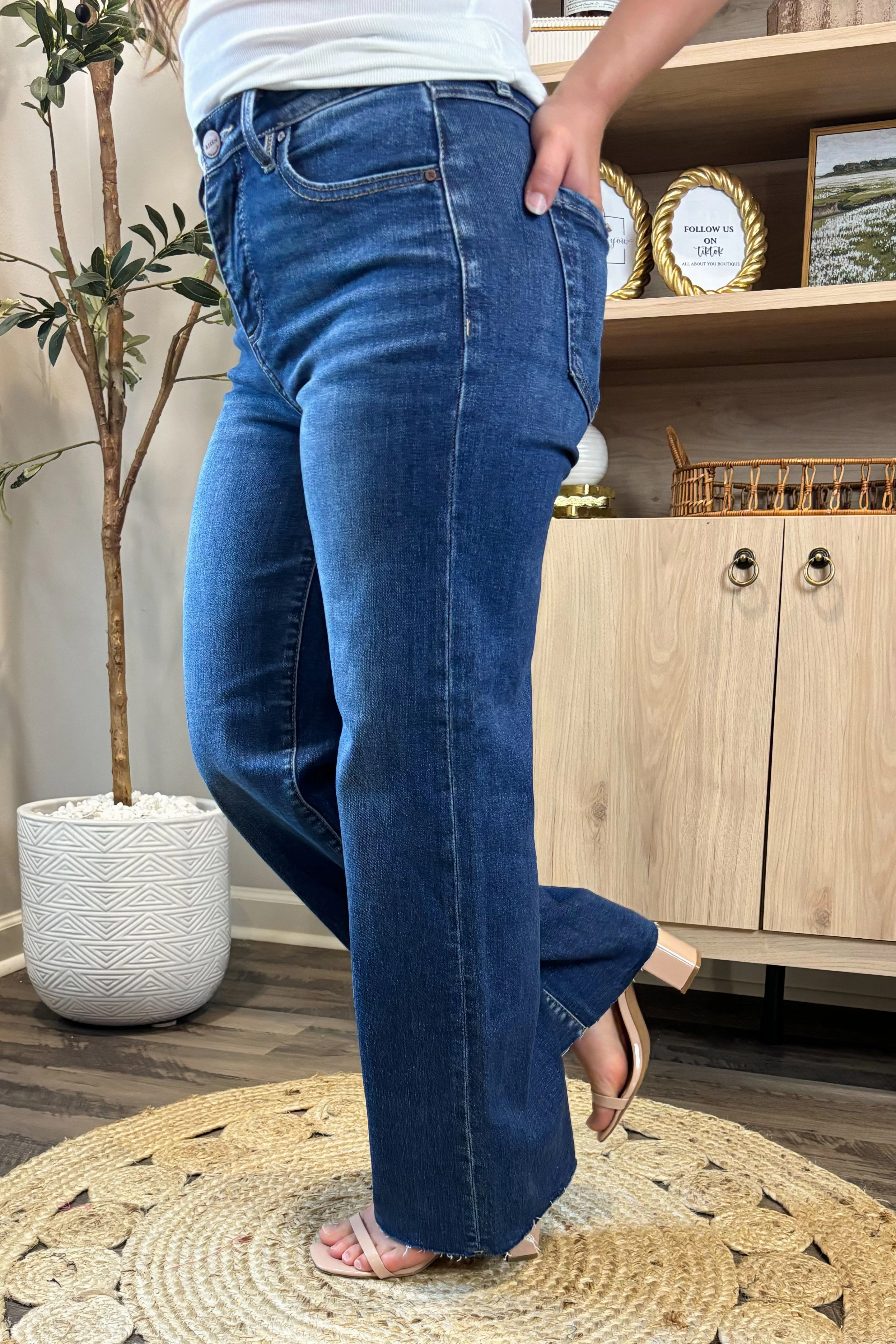 The Kailani Crop Wide Leg Jean Quick Slip High Quality Material