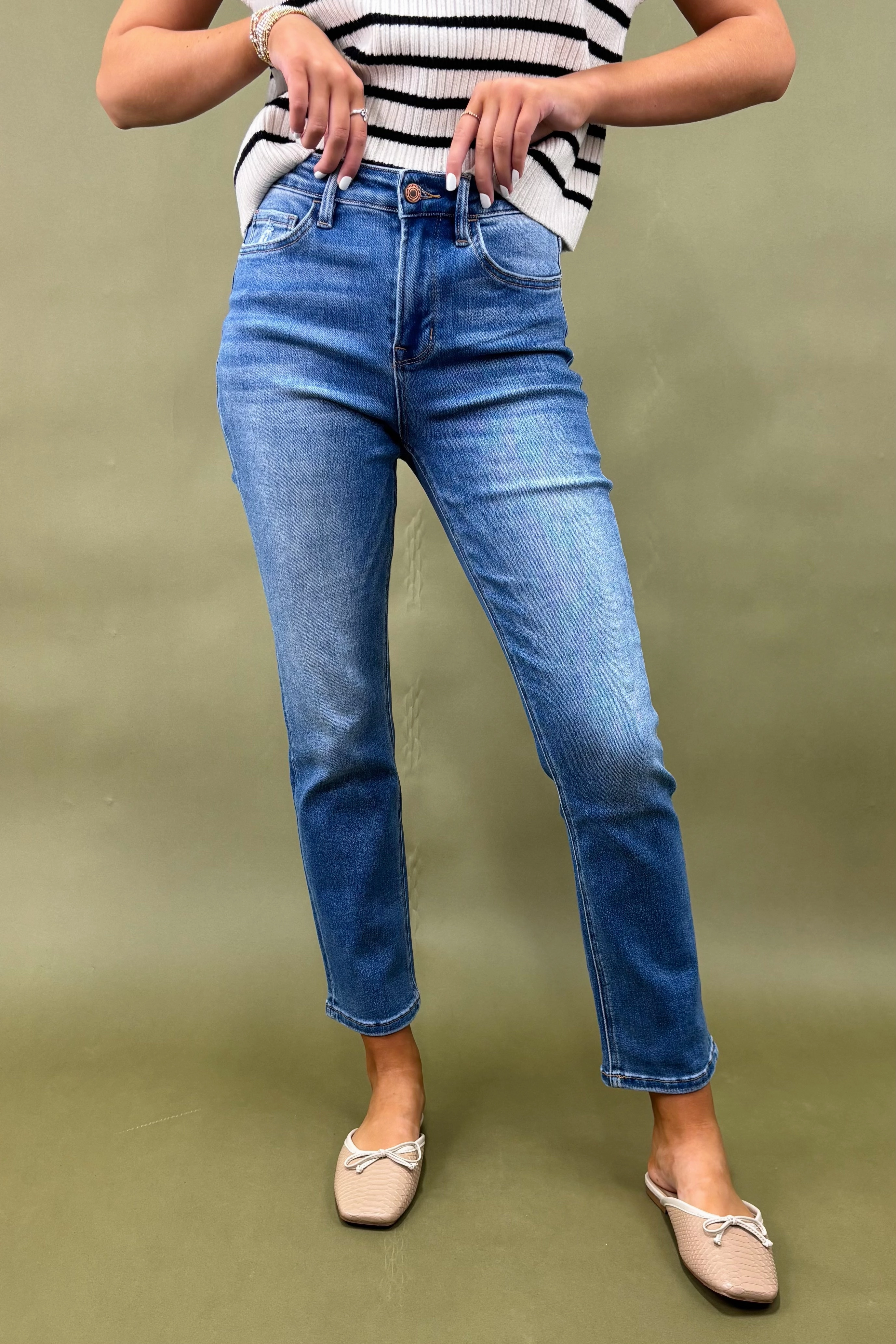 The Logan Slim Straight Jeans StaticDissipative