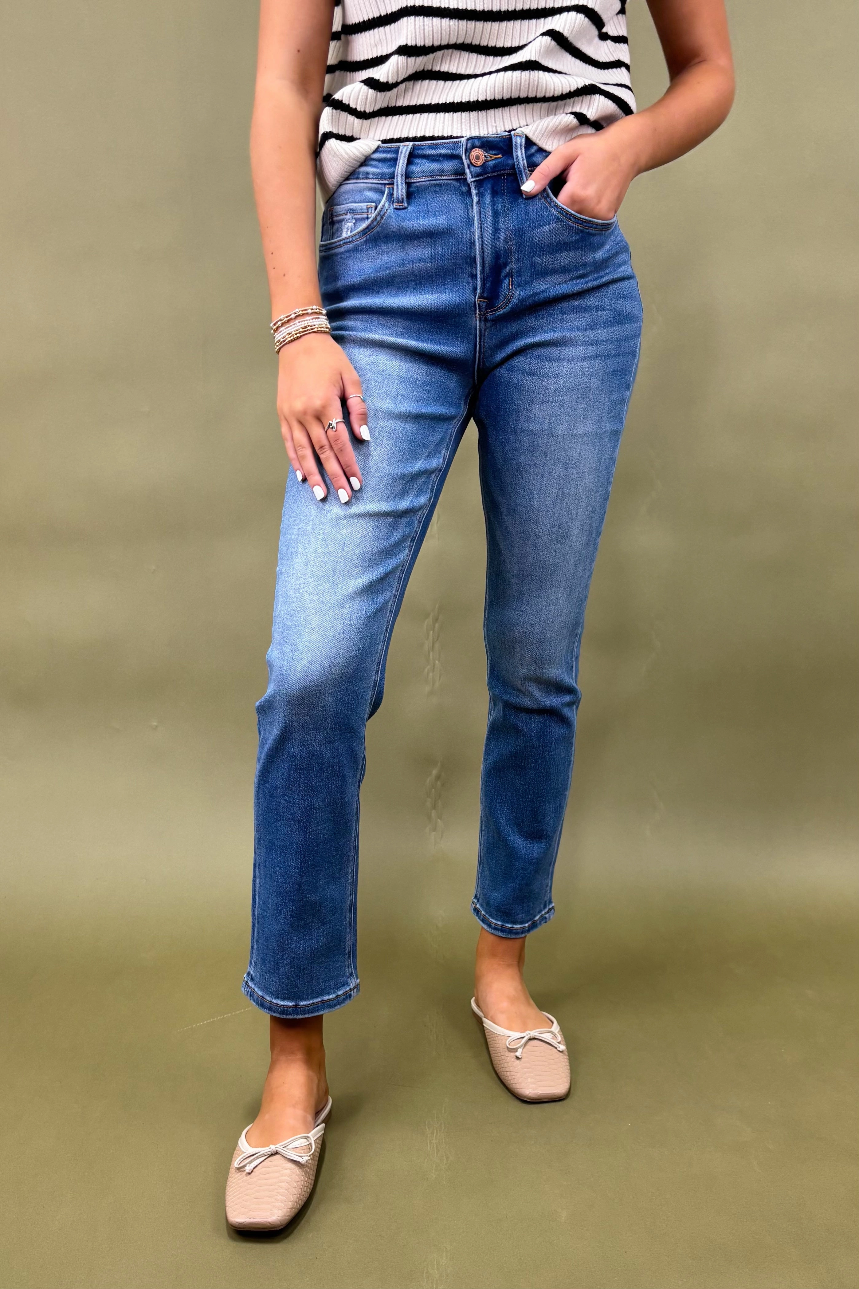 The Logan Slim Straight Jeans Breathable Lining