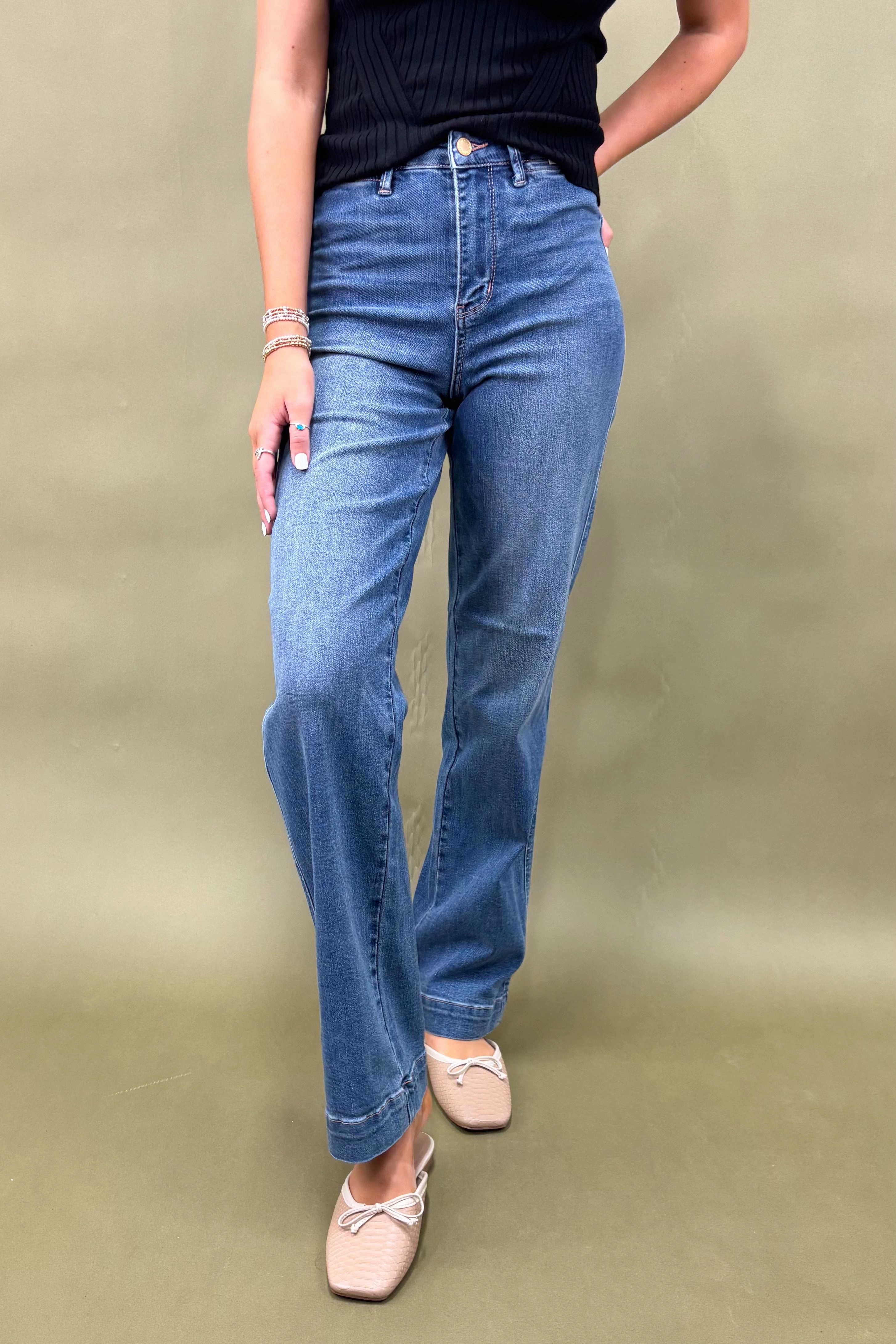 Effortless Layer Elastic Fit The Marjorie High Waisted Jeans