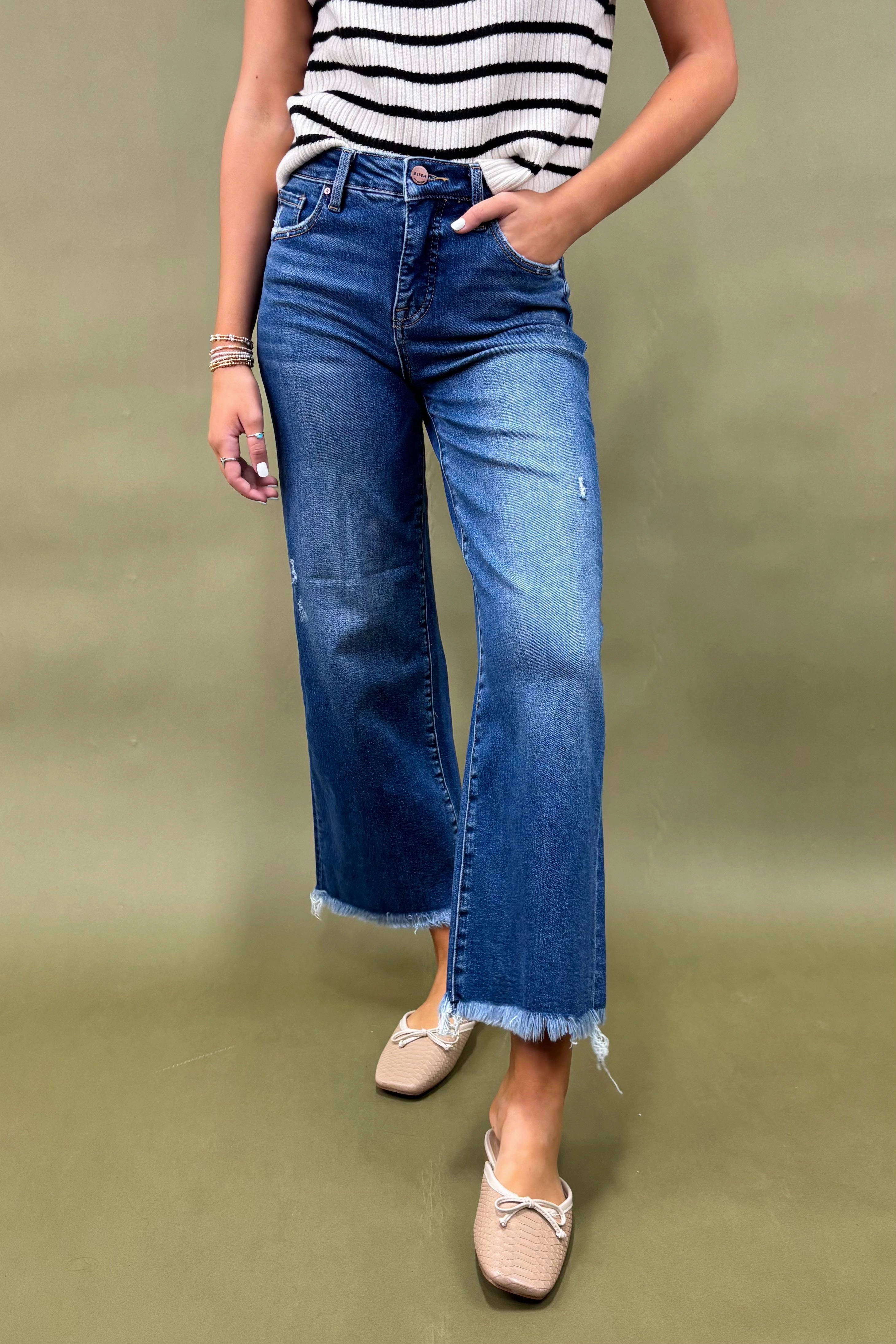 AbrasionResistantFabric Stretch Layer Fit The Mila Mid-Rise Straight Jeans