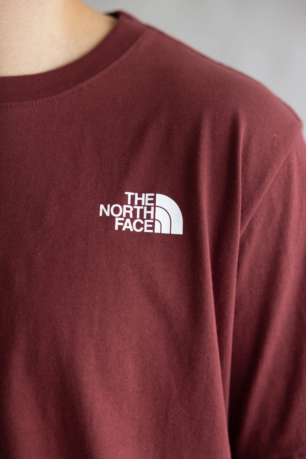 Timeless Look Wear The North Face Half Dome T-Shirt for Men in Sumac Red | NF0A8B6K-0VO