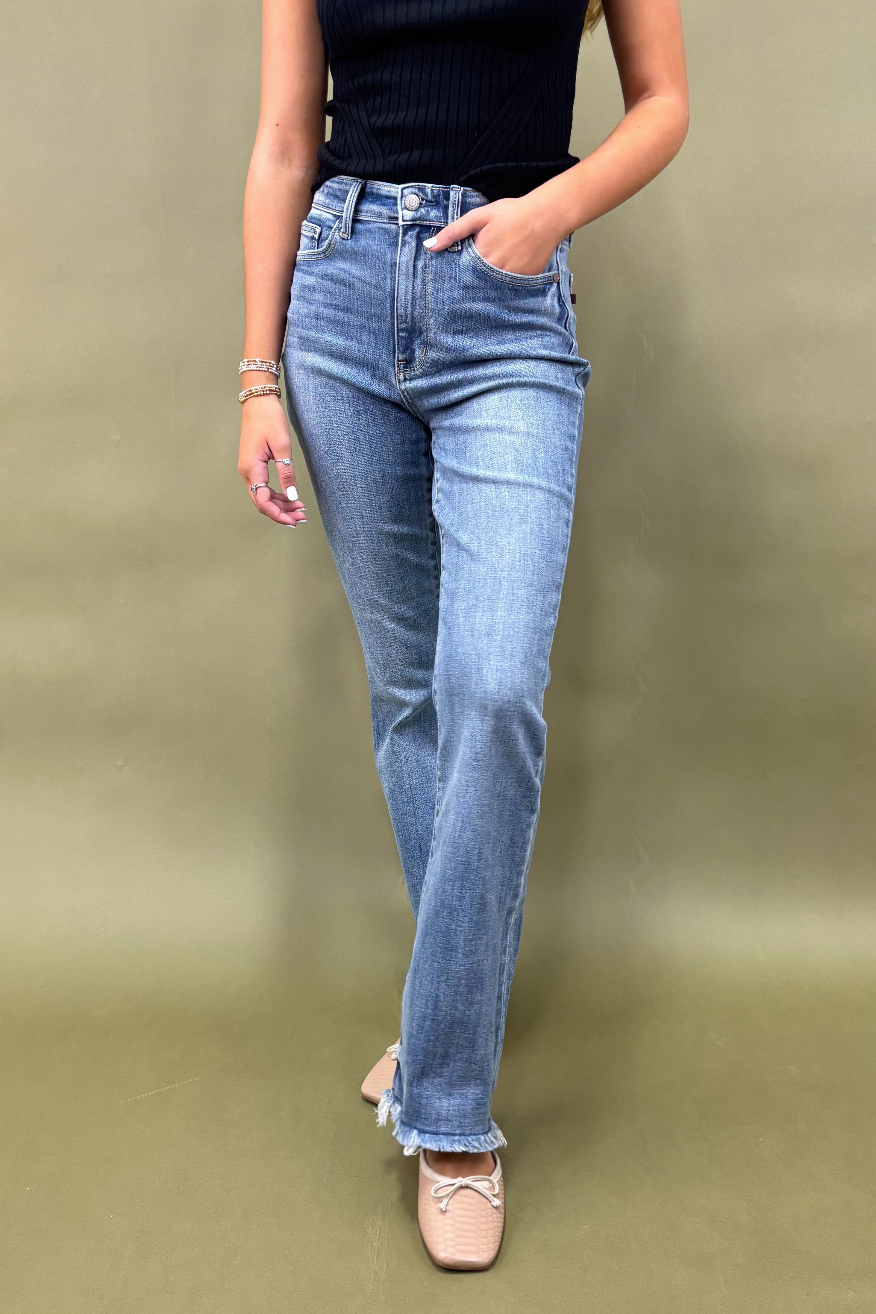 LightweightWeave Tailored Wear The Ophelia Judy Blue Bootcut Jeans