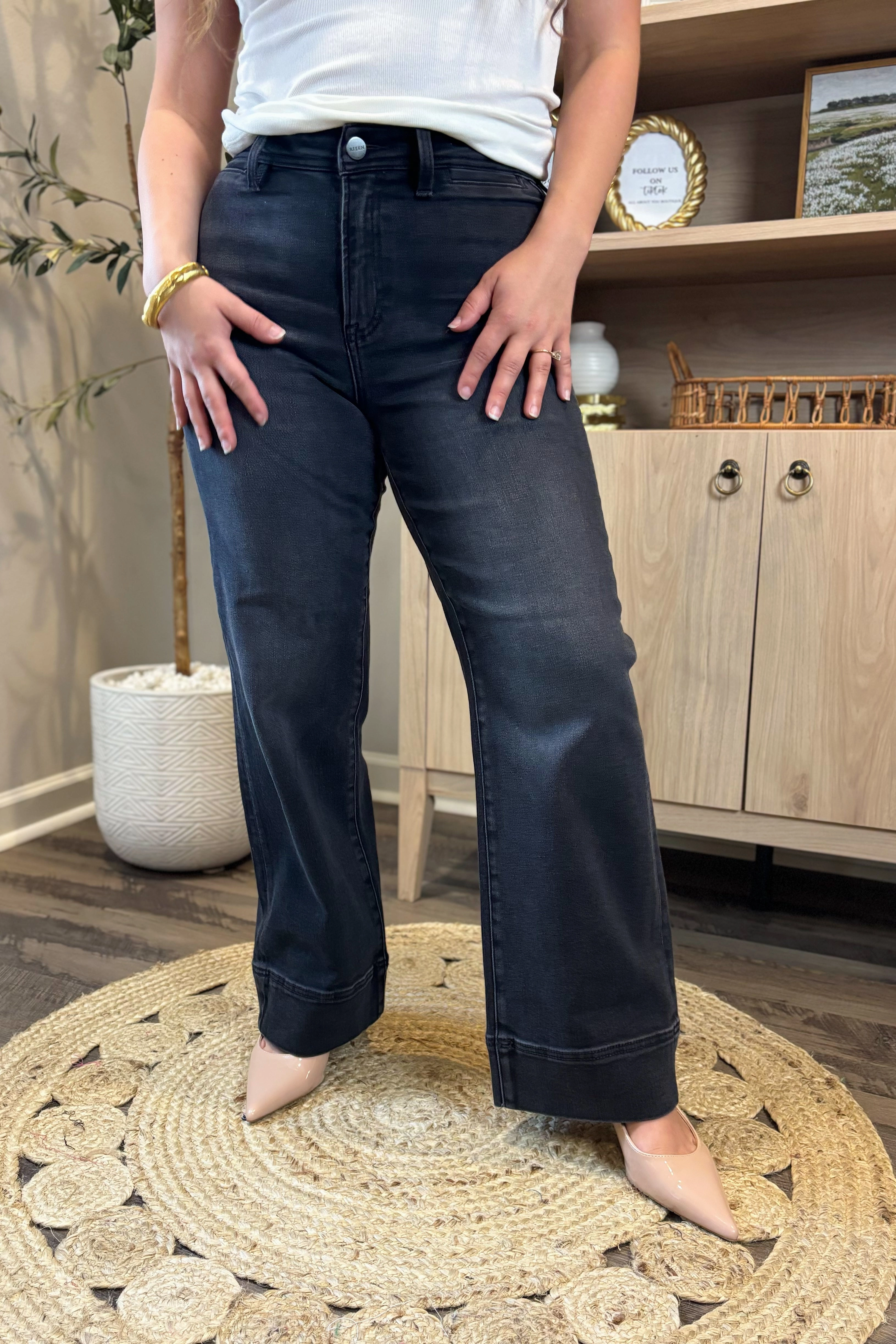 The Sandra Crop Wide Leg Jeans Classy Fit Comfort Fit