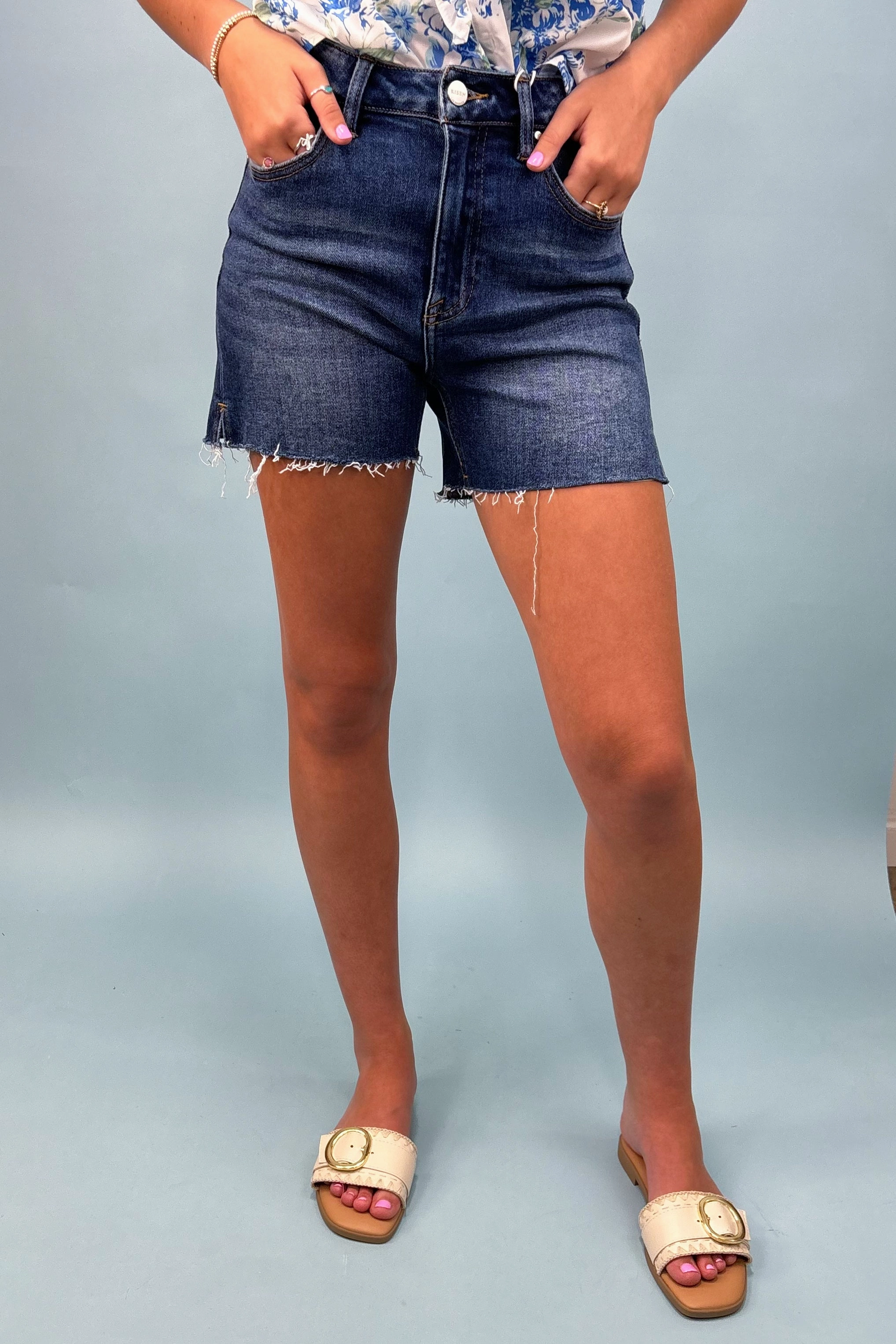 Basic Style Perfect Silhouette The Savannah Mid-Wash Denim Shorts