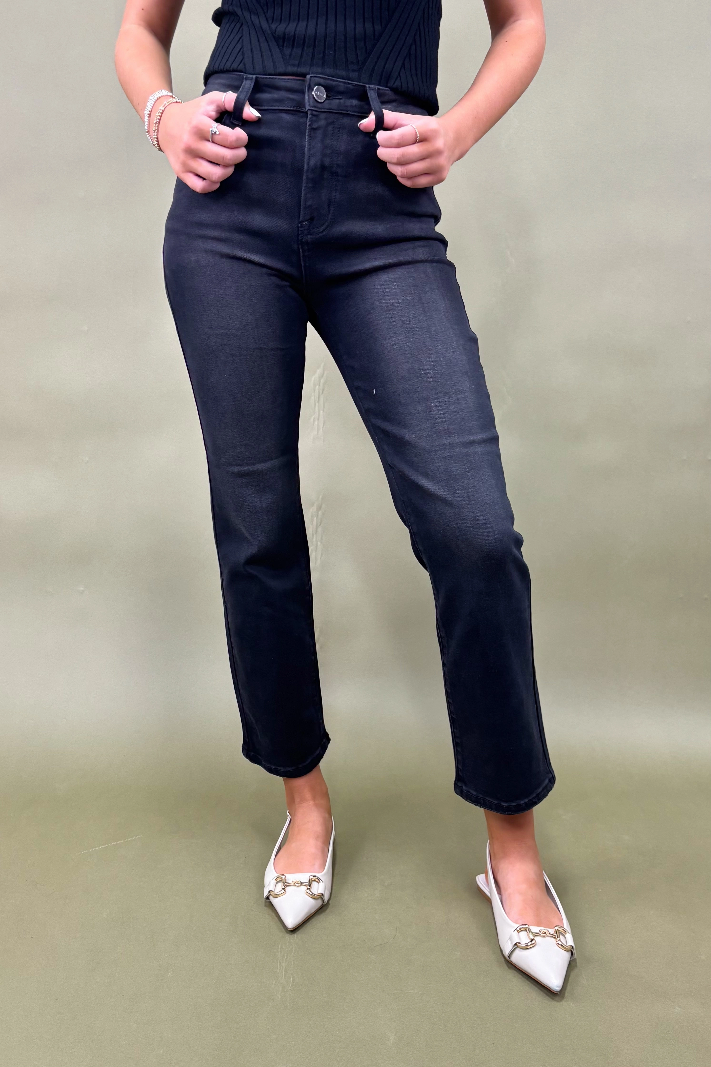 Padded hips Active Fit The Stella Straight Jean
