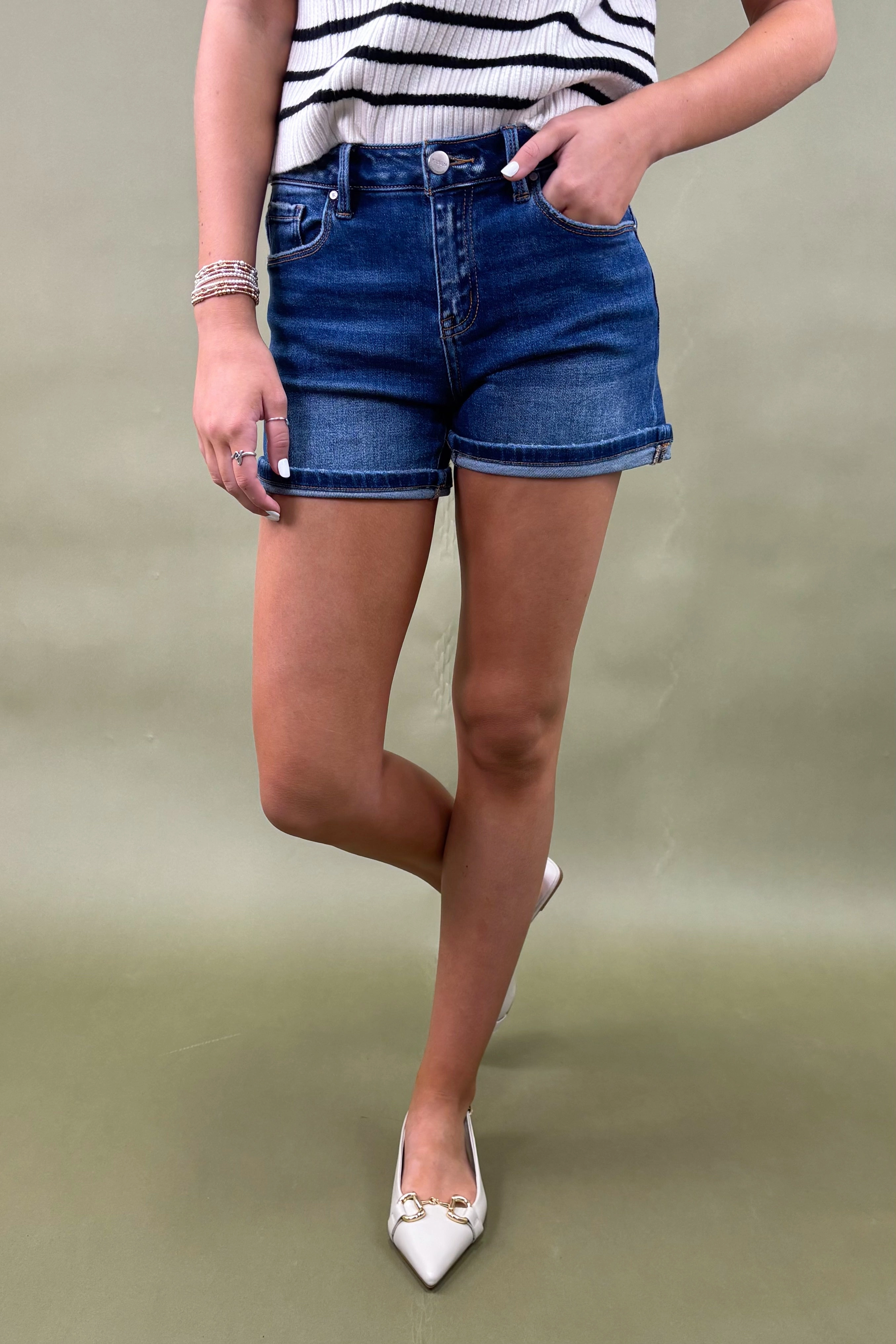 Secure Closures DurableBartack The Summer Mid-Rise Shorts