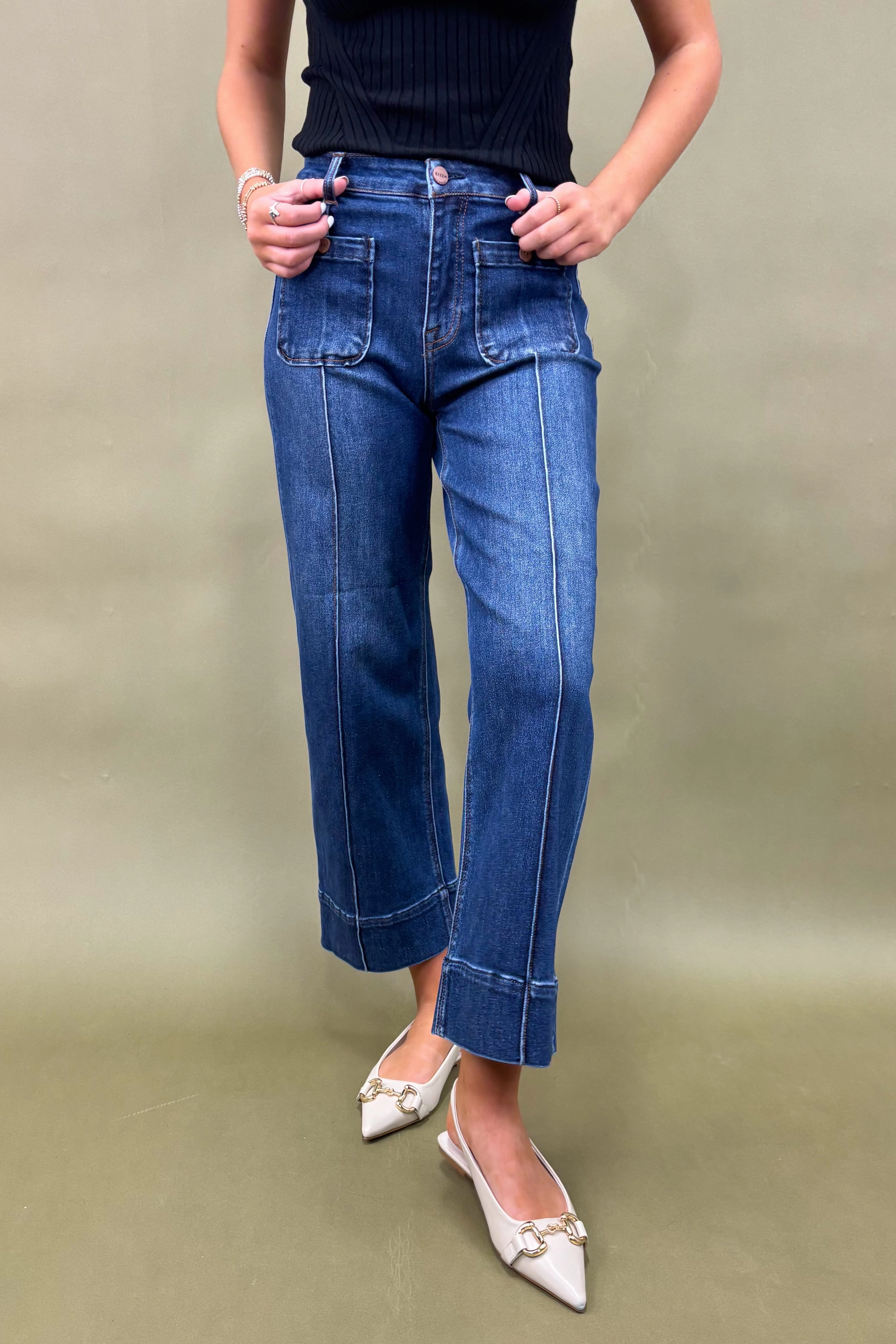 Cozy And Stylish The Vivian Crop Wide Jeans