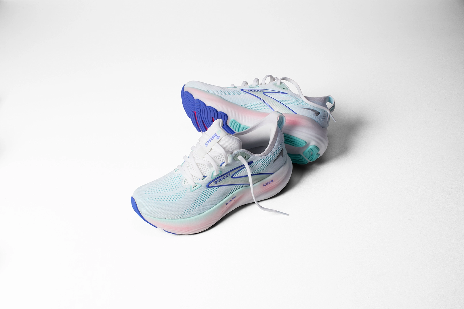 Women's Glycerin 22 - White / Limpet Shell / Amparo Blue Warm Season