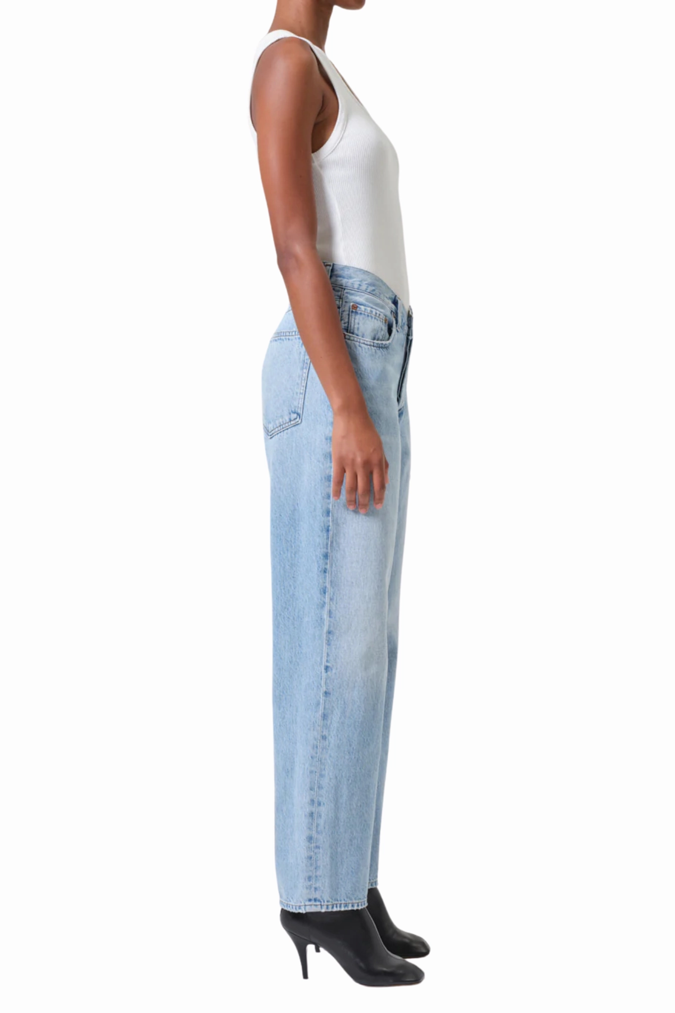 V-Waist Baggy Jean in Prevail Relaxed Style Outdoor Enthusiast Evening Stroll