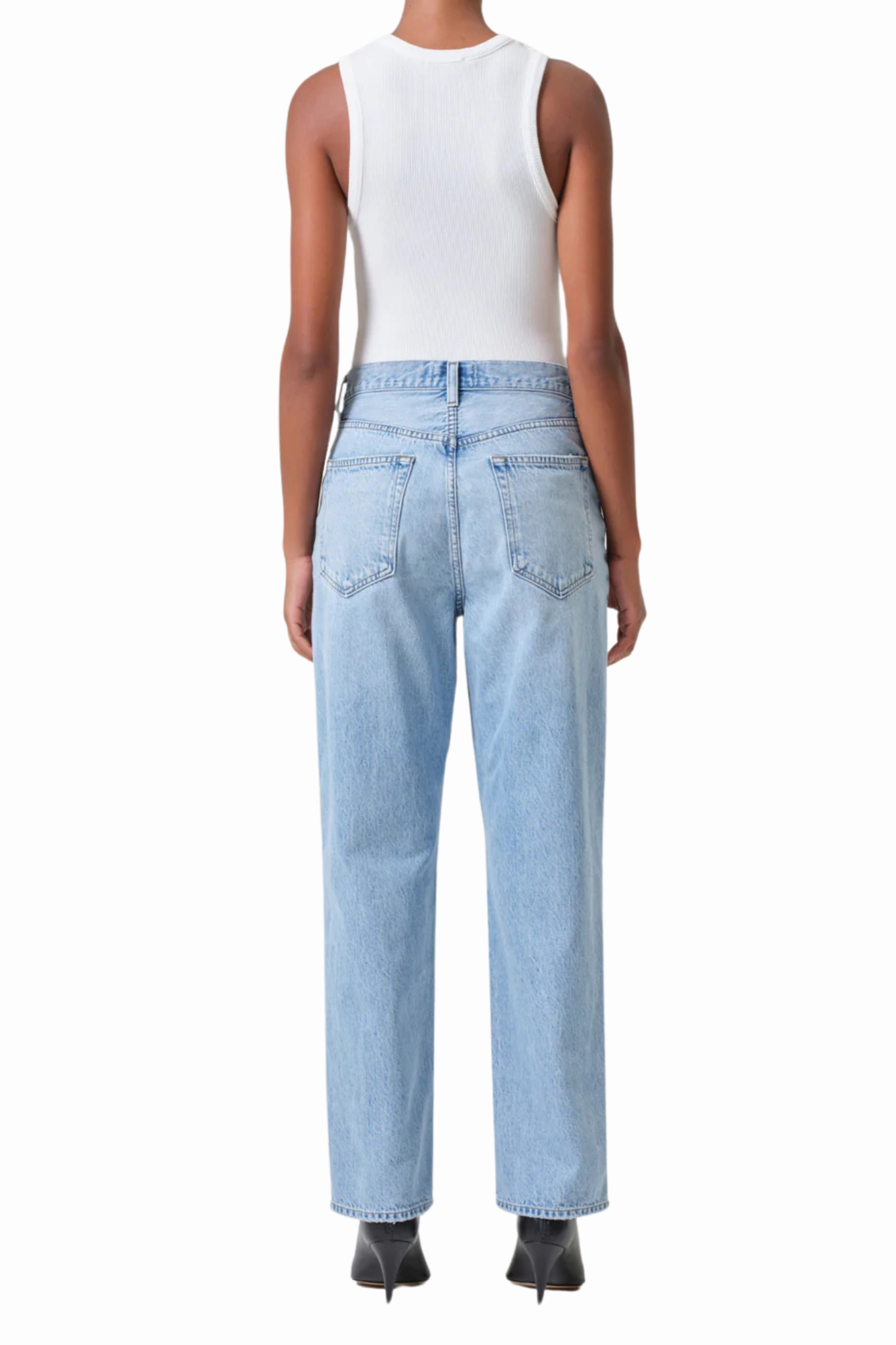 Casual Fit Daily Attire V-Waist Baggy Jean in Prevail