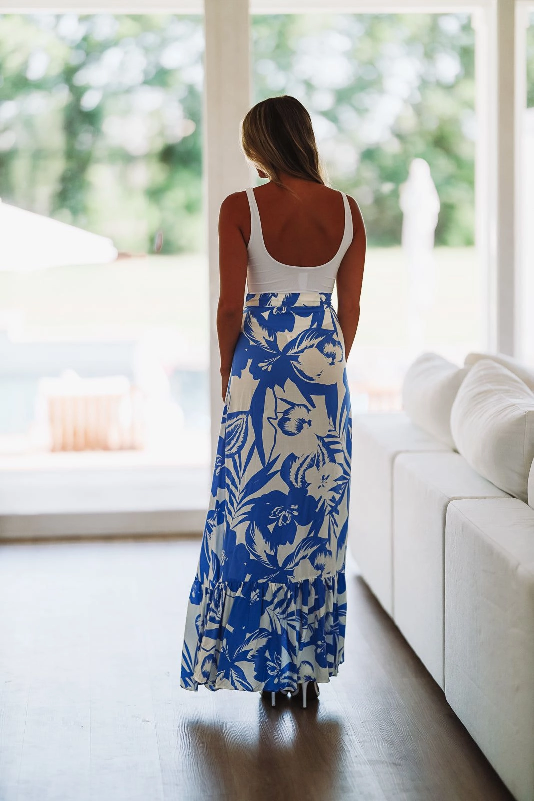 Secure Closure Tropical Go With the Flow Maxi Skirt - Blue