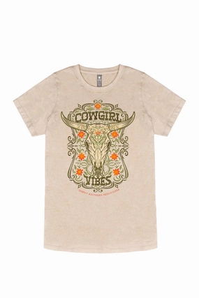 Simply Southern Plus Size Cowgirl Vibes T-Shirt for Women in Washed Ecru | EXT-SS-COWGIRLVIBES-WSHECRU Running Speed