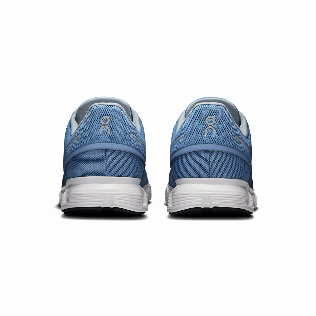 ventilation channels Urban Cool On Running Men's Cloud 6 Chambray/White