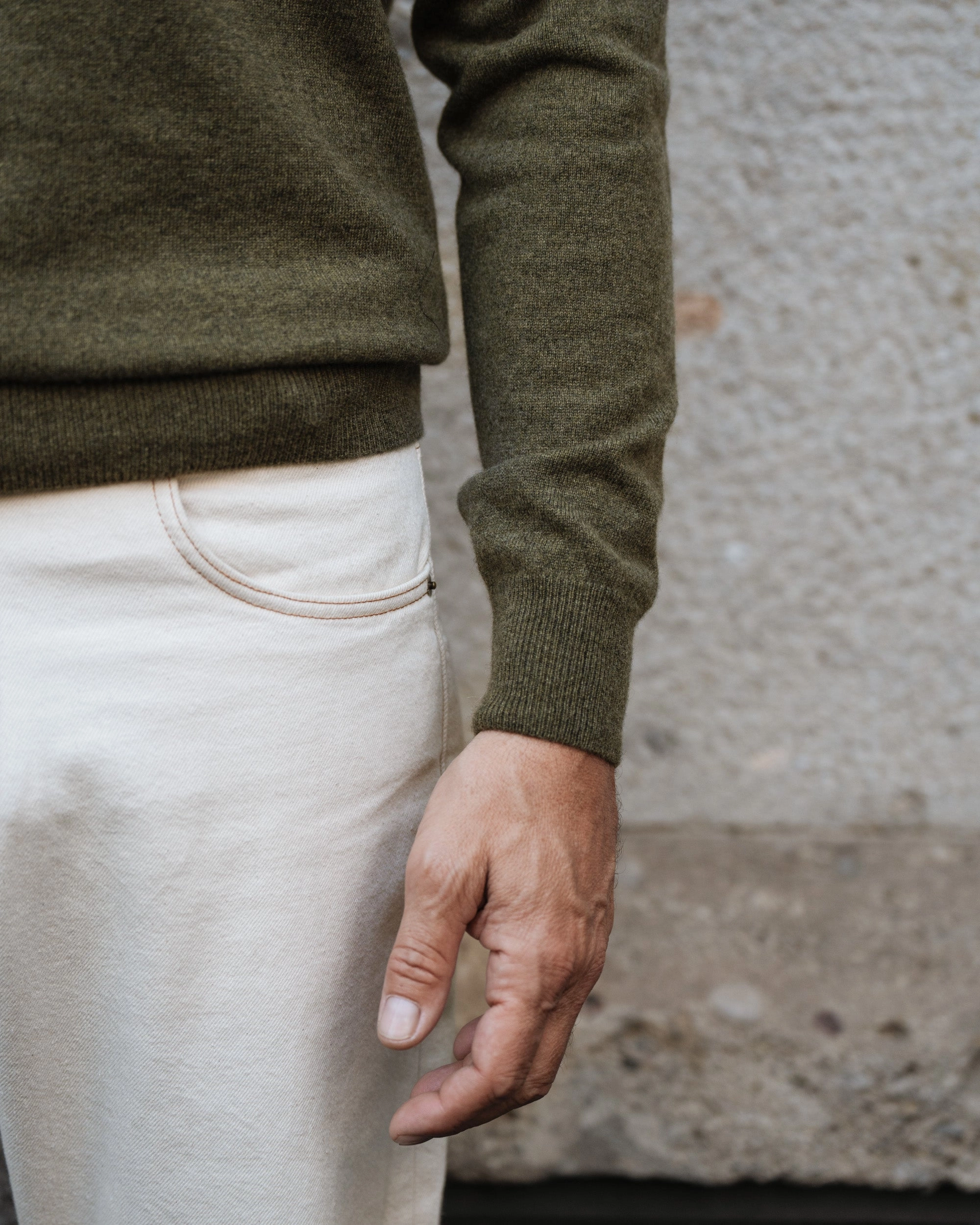 Elastic hemline Clean Silhouette Vigoleno