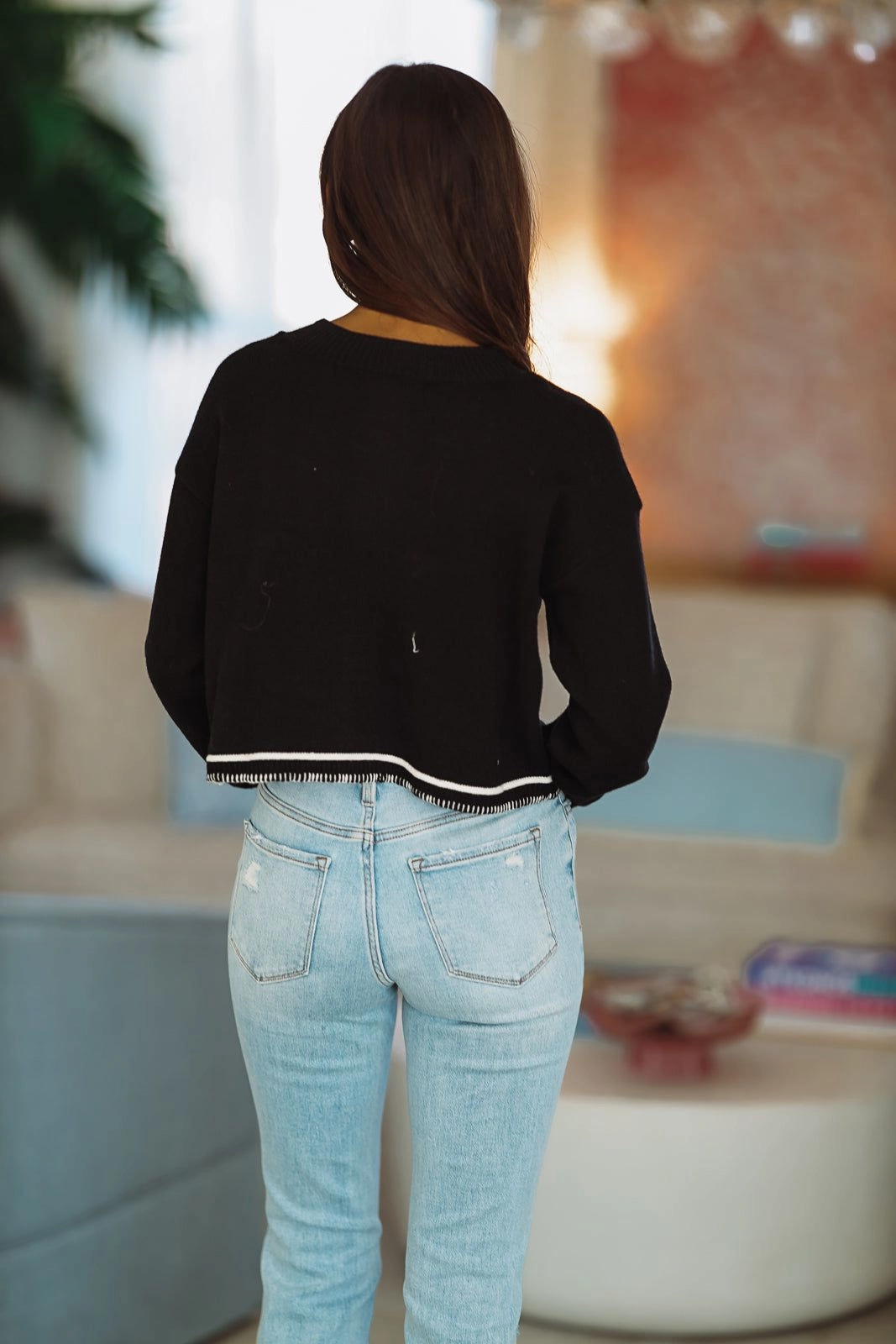 Layered Look Bold Patterns Wait For You Crop Sweater Cardigan - Black and White